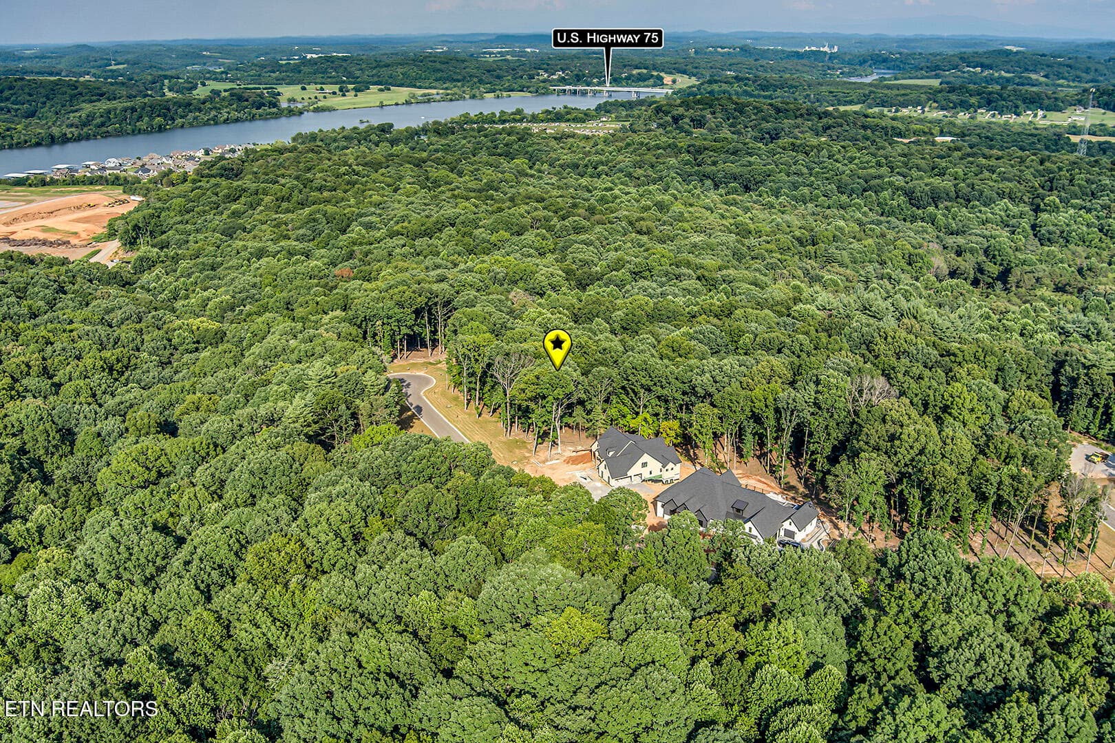 326 Flip Flop Way, Loudon, TN 37774