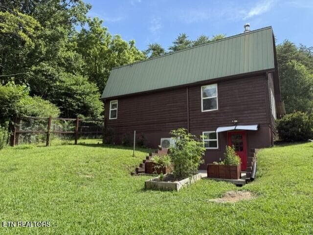 PERILLA SIDE AND GARDEN - 2410 Perilla Rd, Cosby, TN 37722
