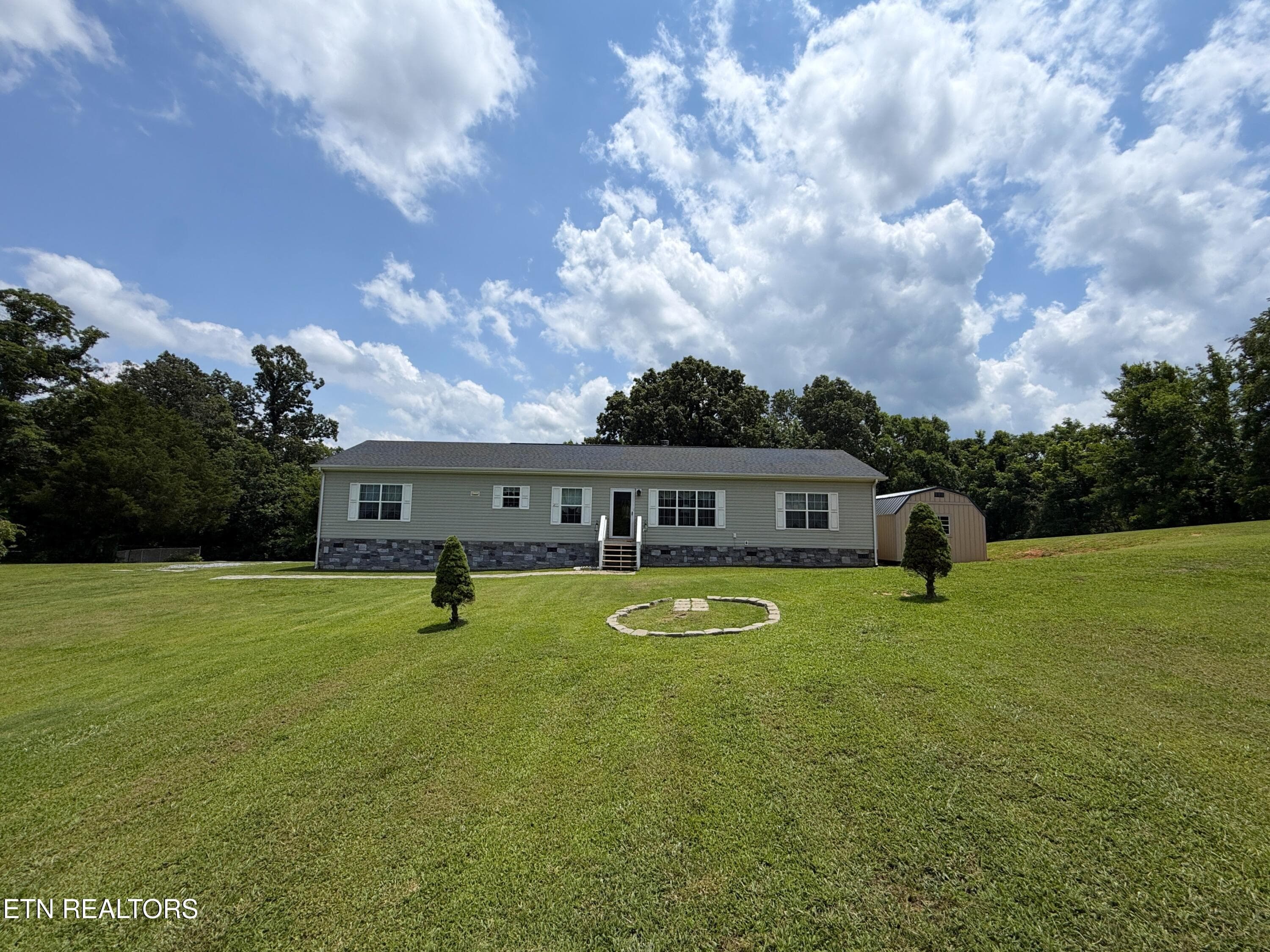 2 - 1930 Sail Rd, Newport, TN 37821