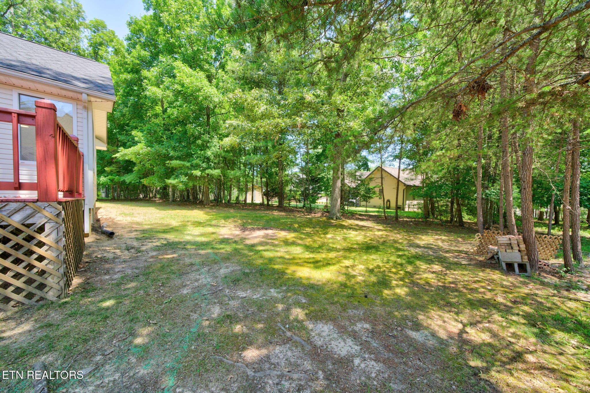 Backyard - 35 Leaf Circle, Crossville, TN 38558