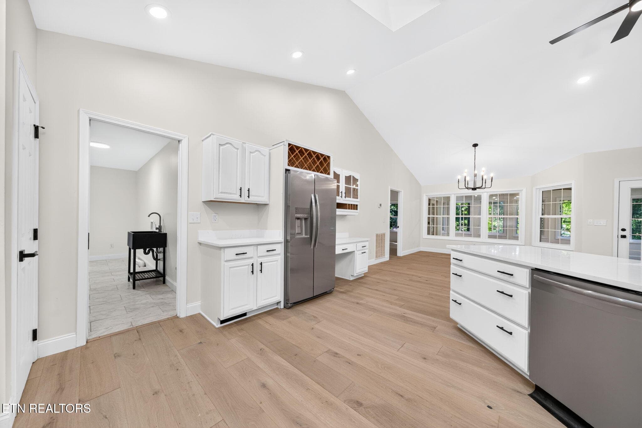 Kitchen/Laundry - 35 Leaf Circle, Crossville, TN 38558