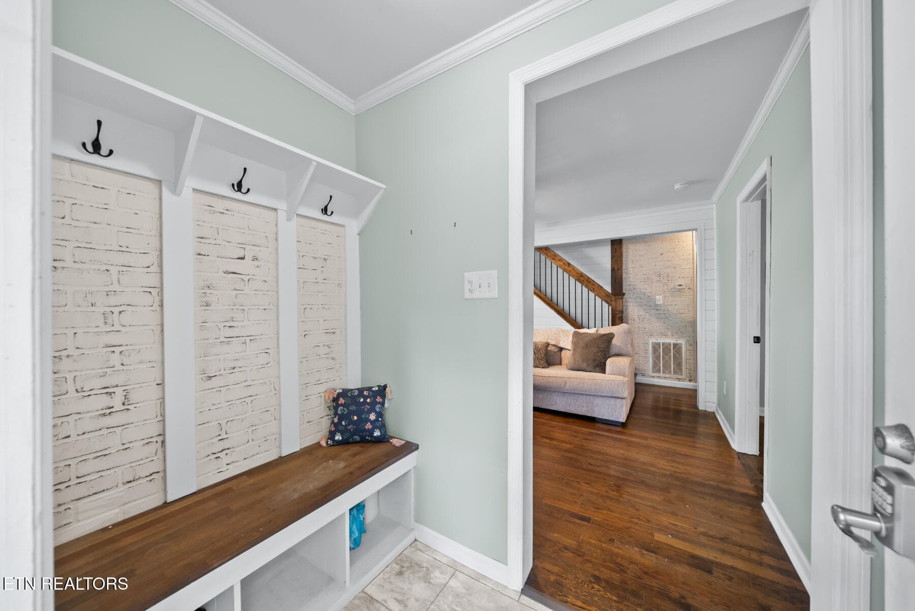 DSC04399 - 3518 Delrose Drive, Knoxville, TN 37914