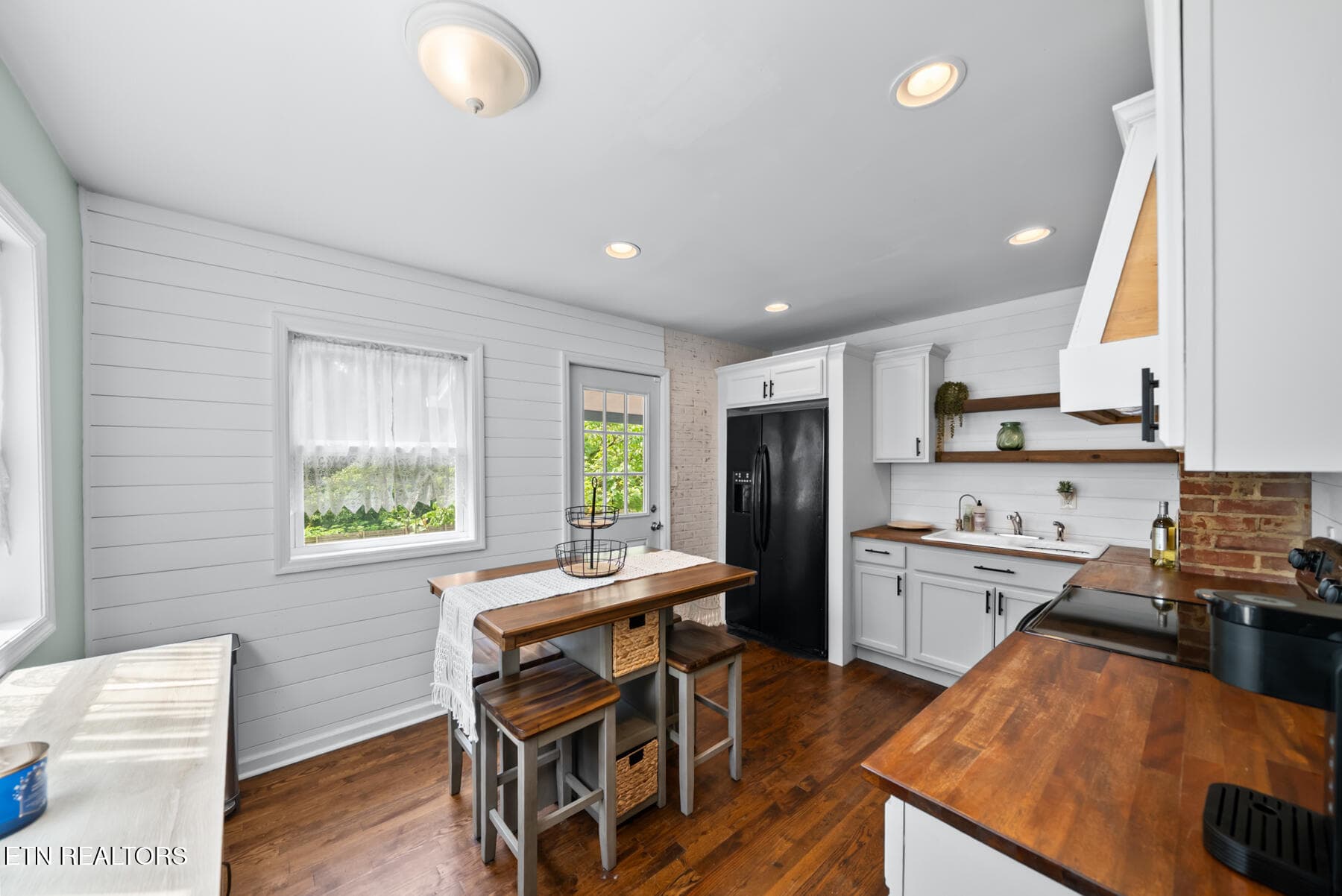 DSC04410 - 3518 Delrose Drive, Knoxville, TN 37914