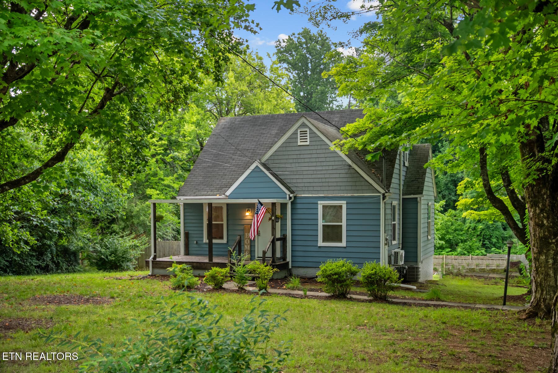 DSC04515 - 3518 Delrose Drive, Knoxville, TN 37914