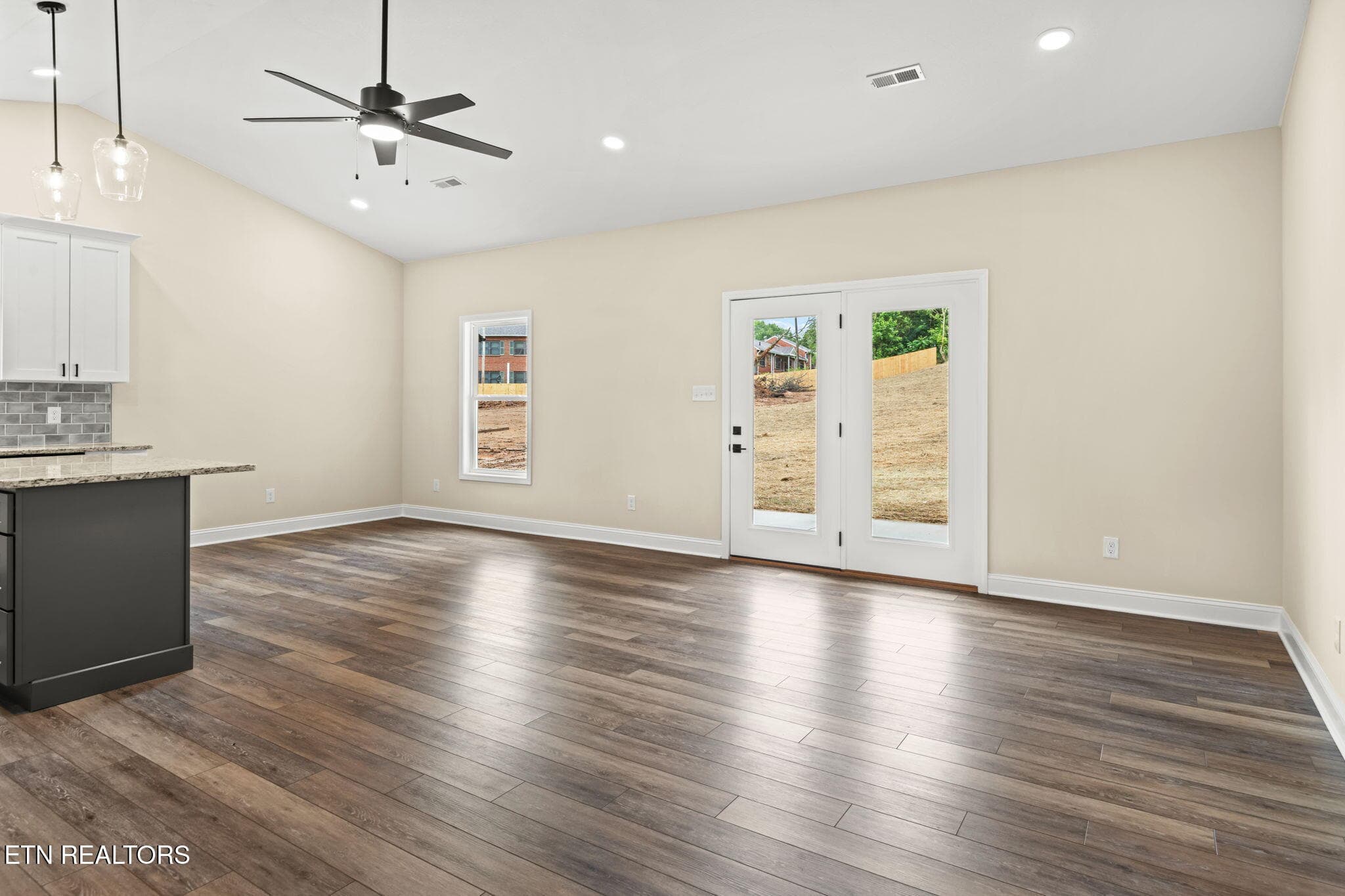 7-web-or-mls-212 Westbury-025 - 212 Westbury Drive, Clinton, TN 37716