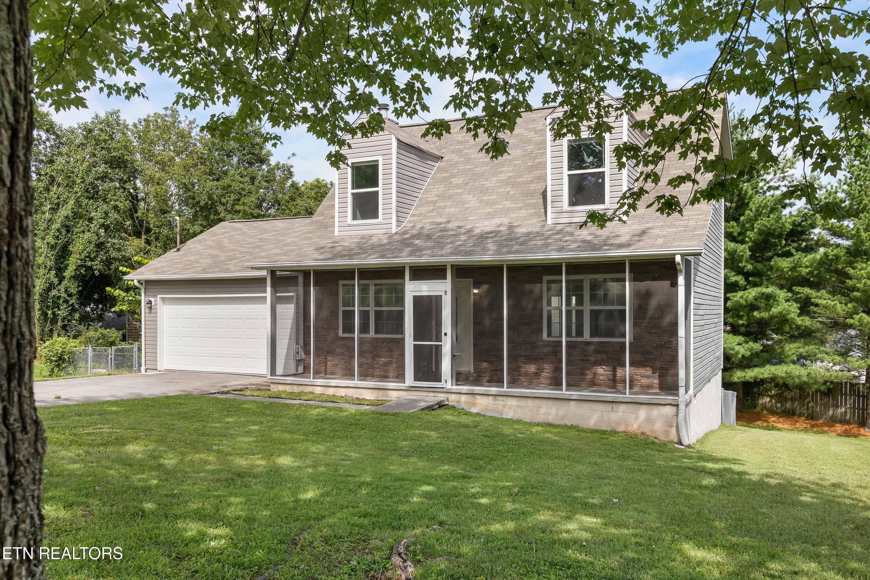 Front view of Property - 4541 Kinlock Lane, Knoxville, TN 37921, Knoxville