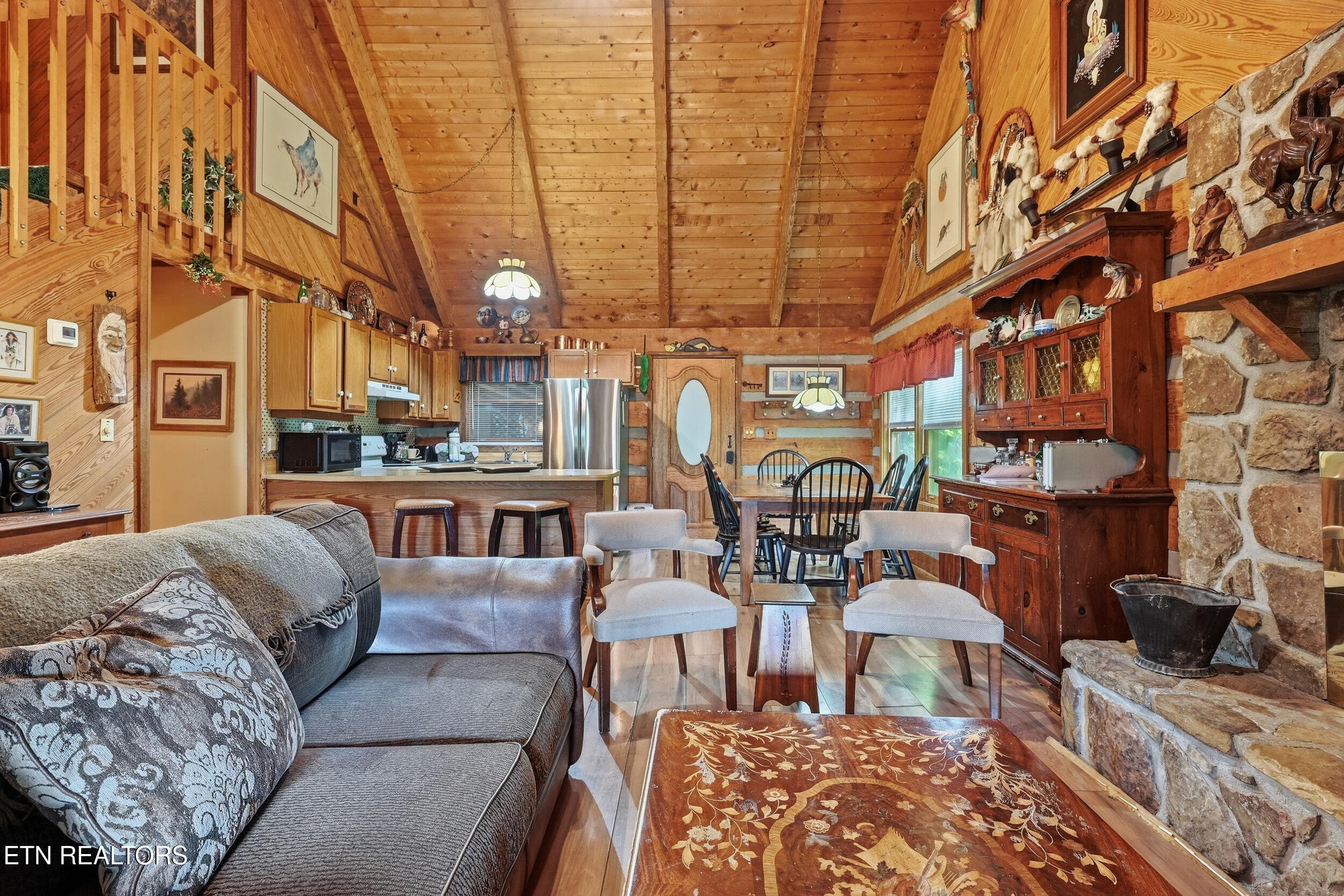 Living to Kitchen - 559 Crest Rd, Gatlinburg, TN 37738, Gatlinburg