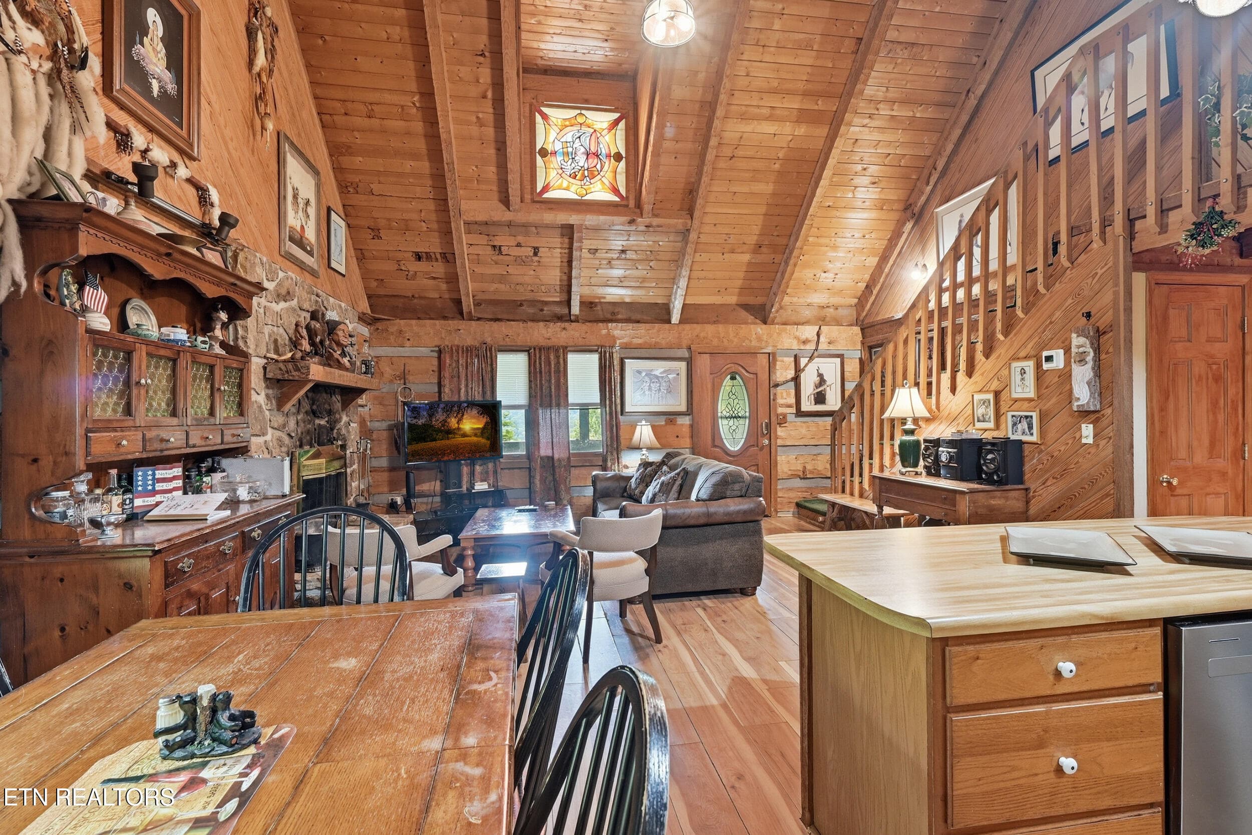 Kitchen to Living room - 559 Crest Rd, Gatlinburg, TN 37738, Gatlinburg