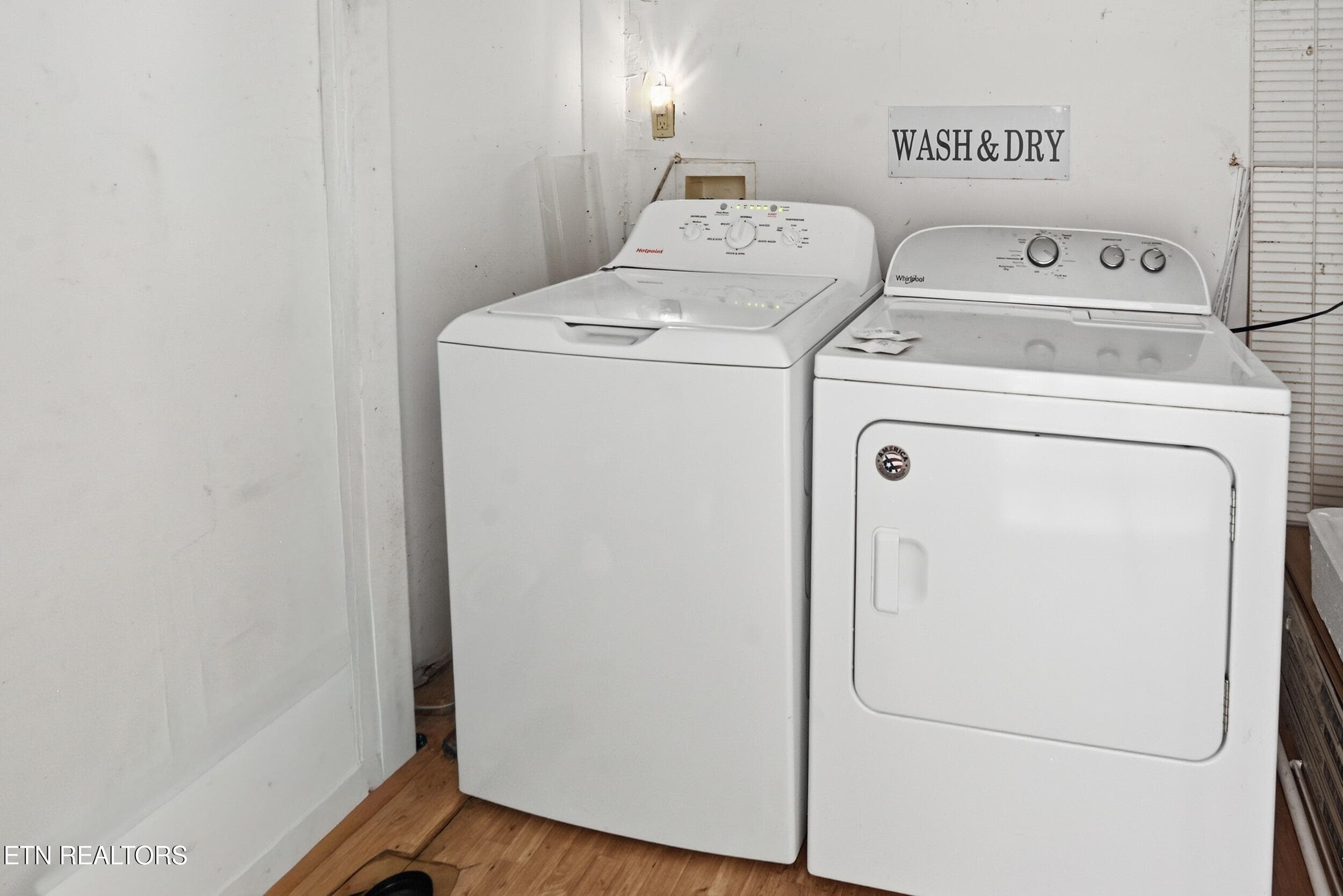 Laundry room - 559 Crest Rd, Gatlinburg, TN 37738, Gatlinburg