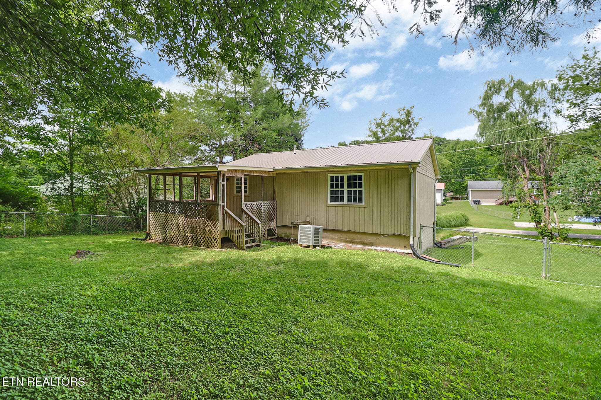n44a9261-n44a9265 - 106 Willow Creek Rd, Wartburg, TN 37887, Wartburg