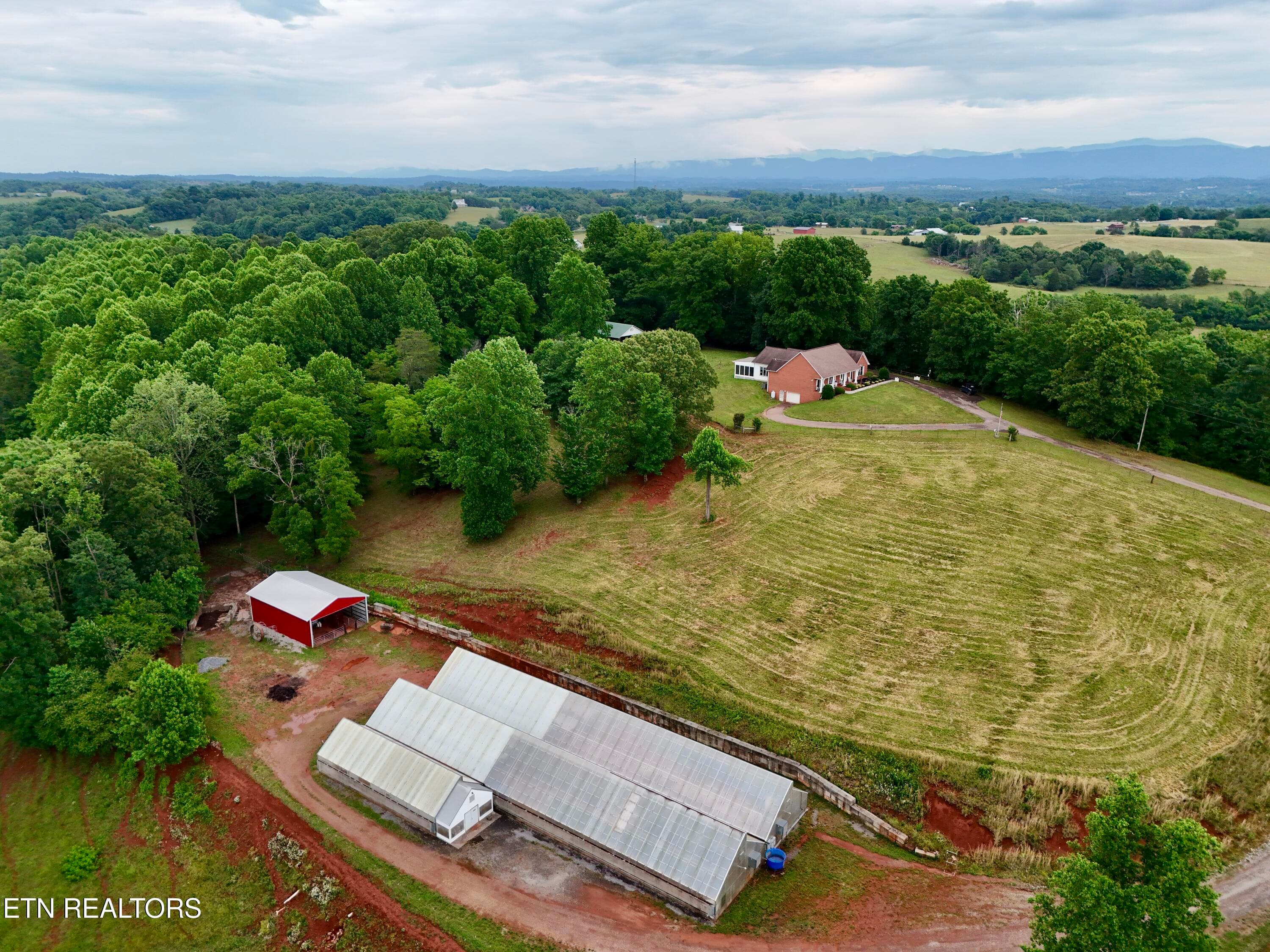 3(1) - 630 Kenny Brook Lane, Greenback, TN 37742