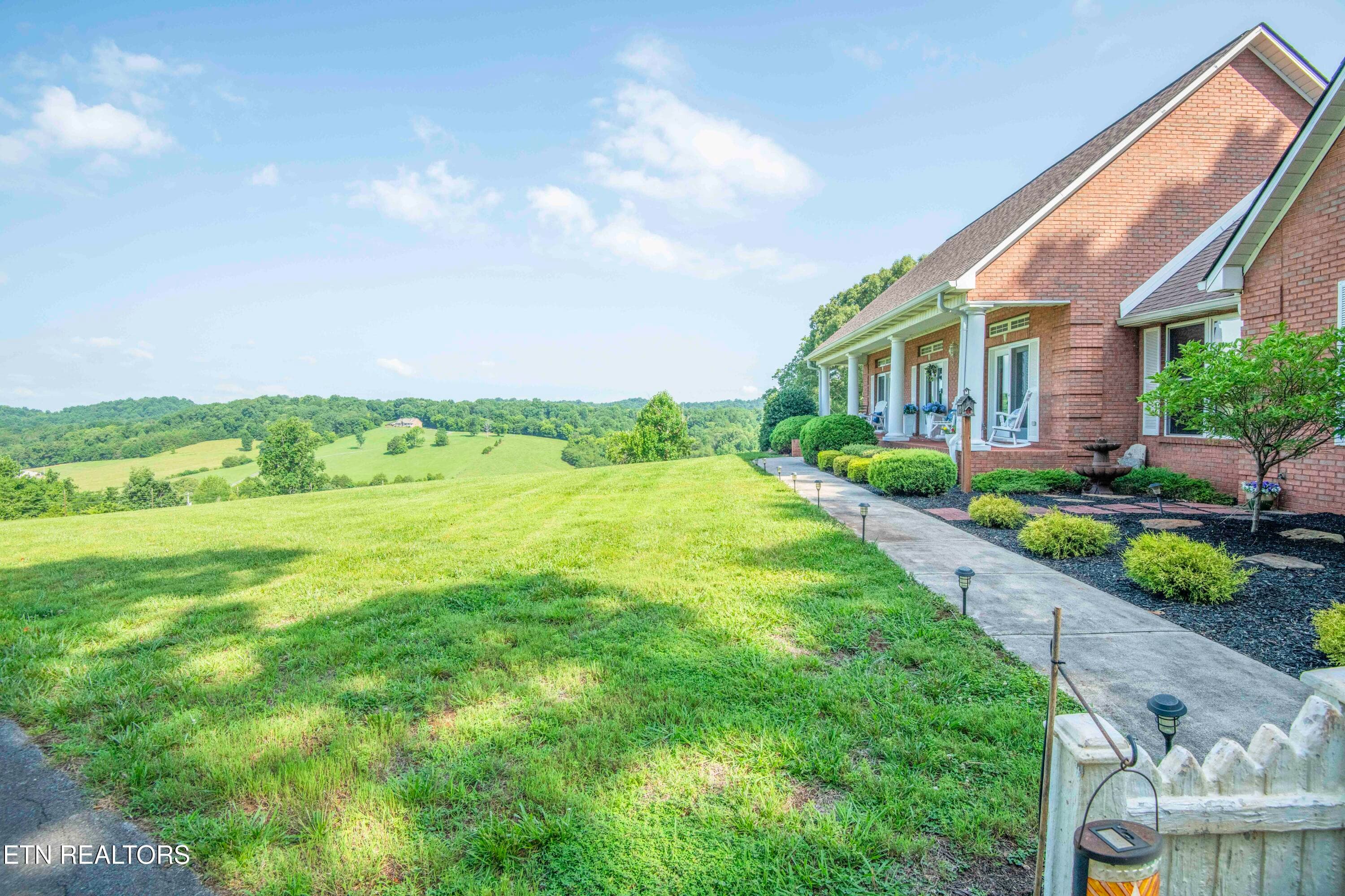 exterior 4_1 - 630 Kenny Brook Lane, Greenback, TN 37742