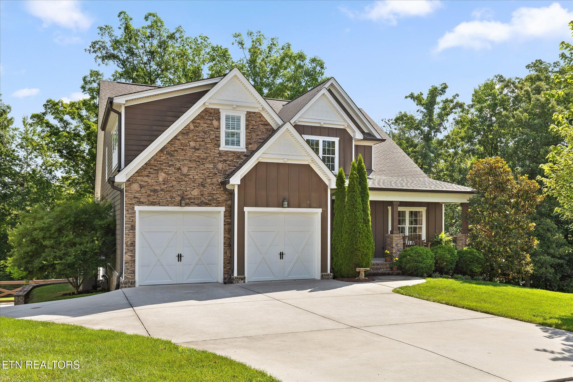 697 Sugar Leaf Lane, Soddy-Daisy, TN 37379
