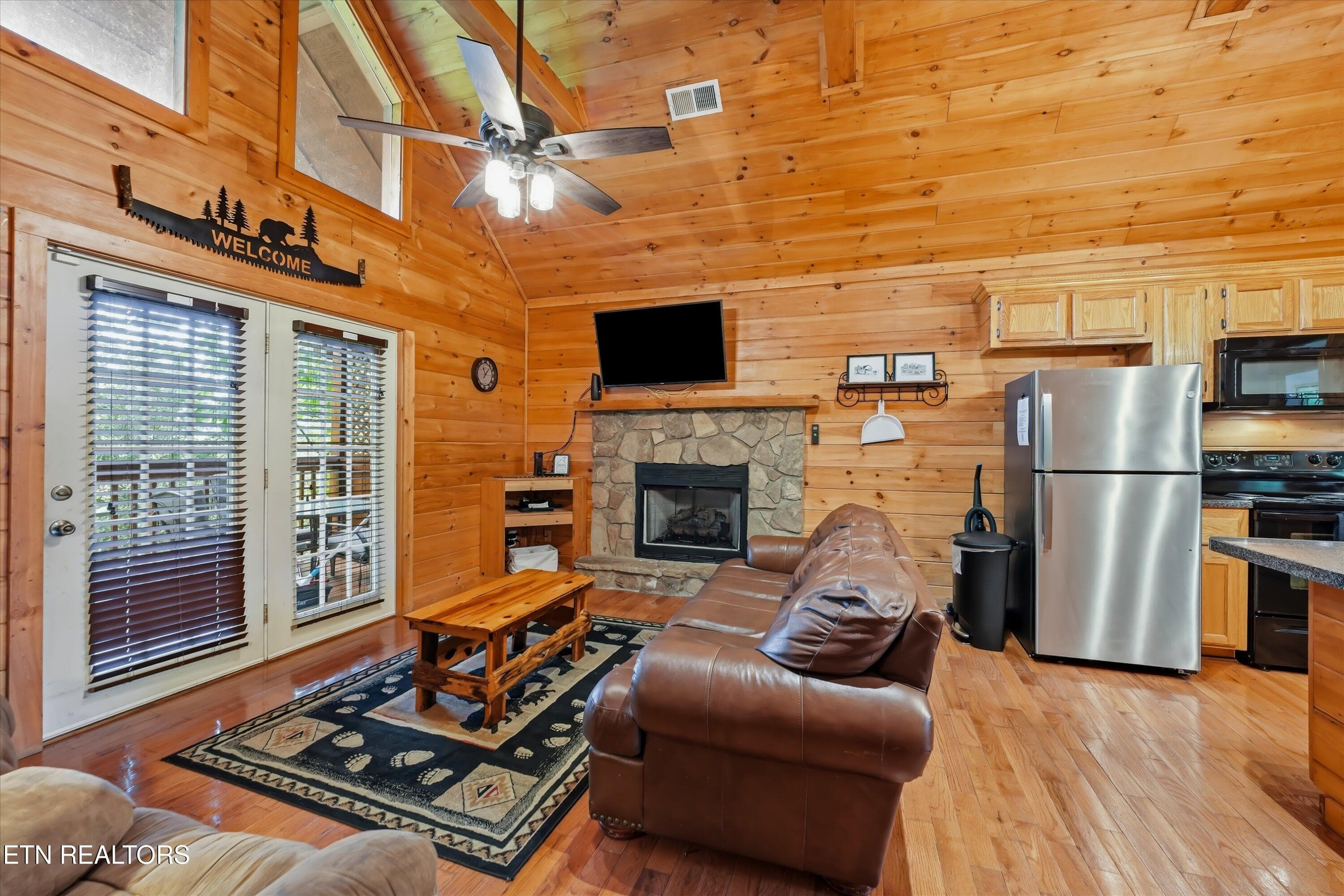 10-FINAL-10 - 530-4 Chickasaw Gap Way, Pigeon Forge, TN 37863, Pigeon Forge