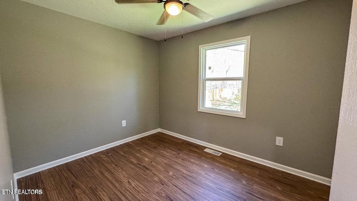 20250417182324652559000000-o - 2315 Pine Grove Rd, Winfield, TN 37892