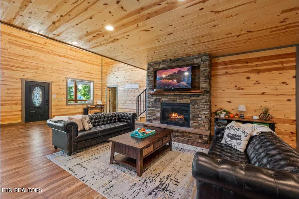 lr - 2612 Cloud View Drive, Sevierville, TN 37862, Sevierville