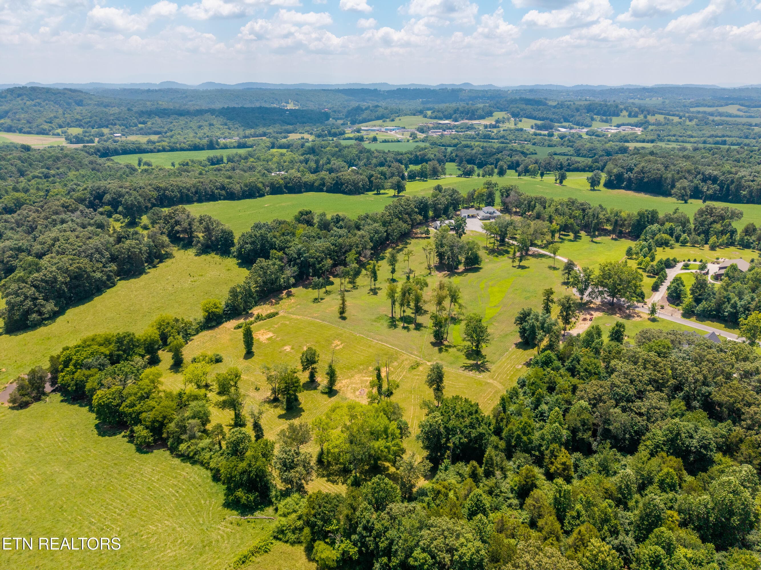 145WaldenGroverd-15 - 145 Walden Grove Rd, Sweetwater, TN 37874