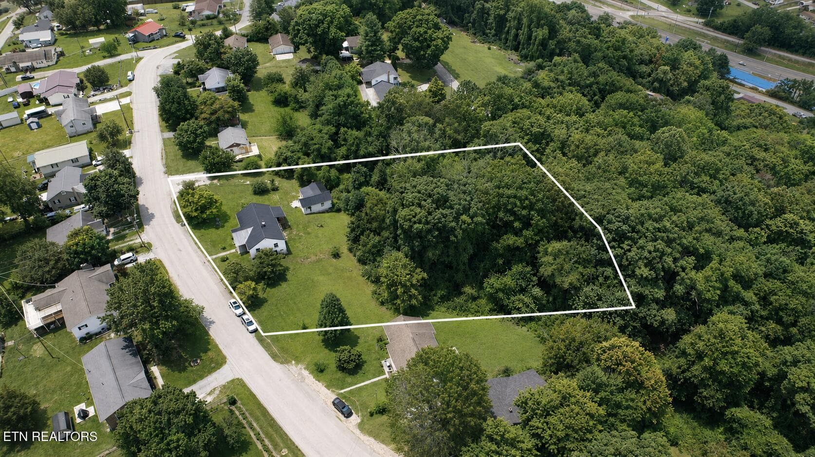 Lot Lines are Approximate - 822 Rose Hill Drive, LaFollette, TN 37766