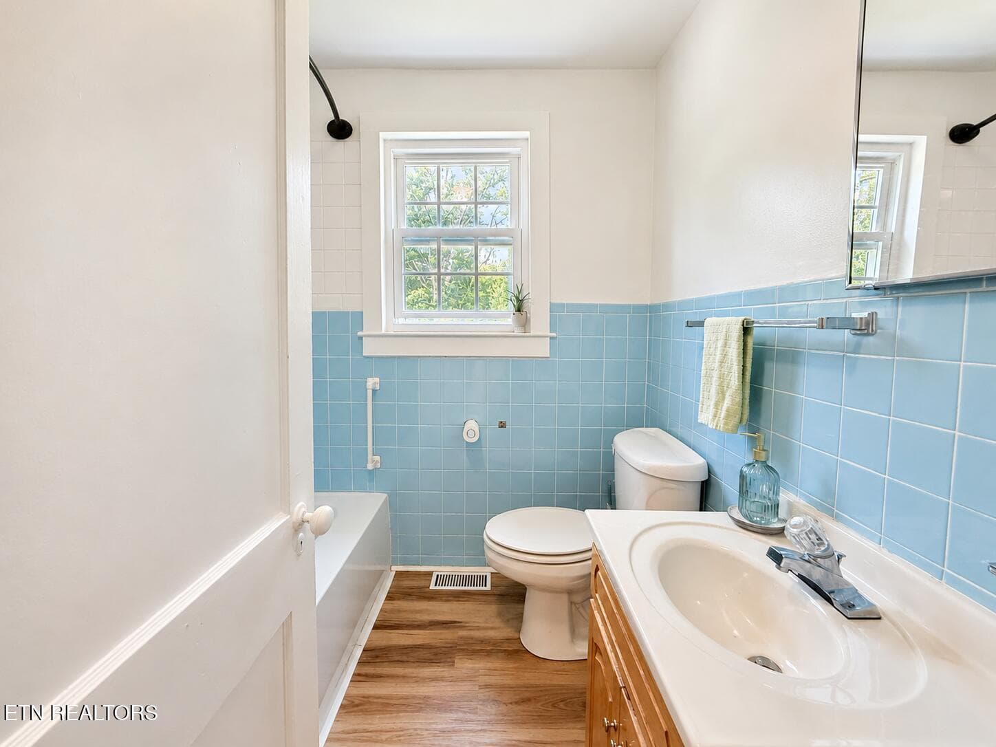 Rose Hill Drive - 822 Rose Hill Drive, LaFollette, TN 37766