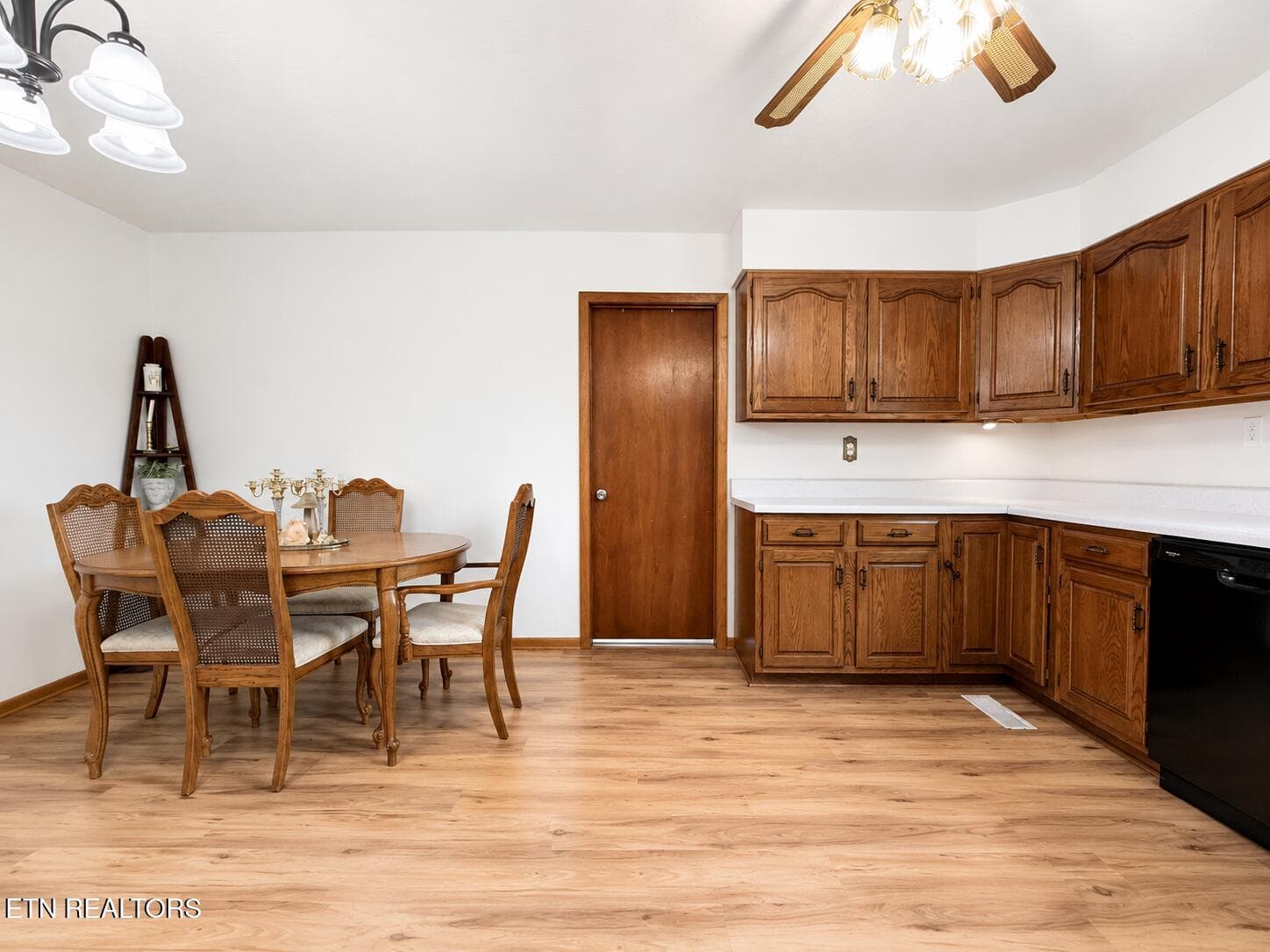 Rose Hill Drive - 822 Rose Hill Drive, LaFollette, TN 37766