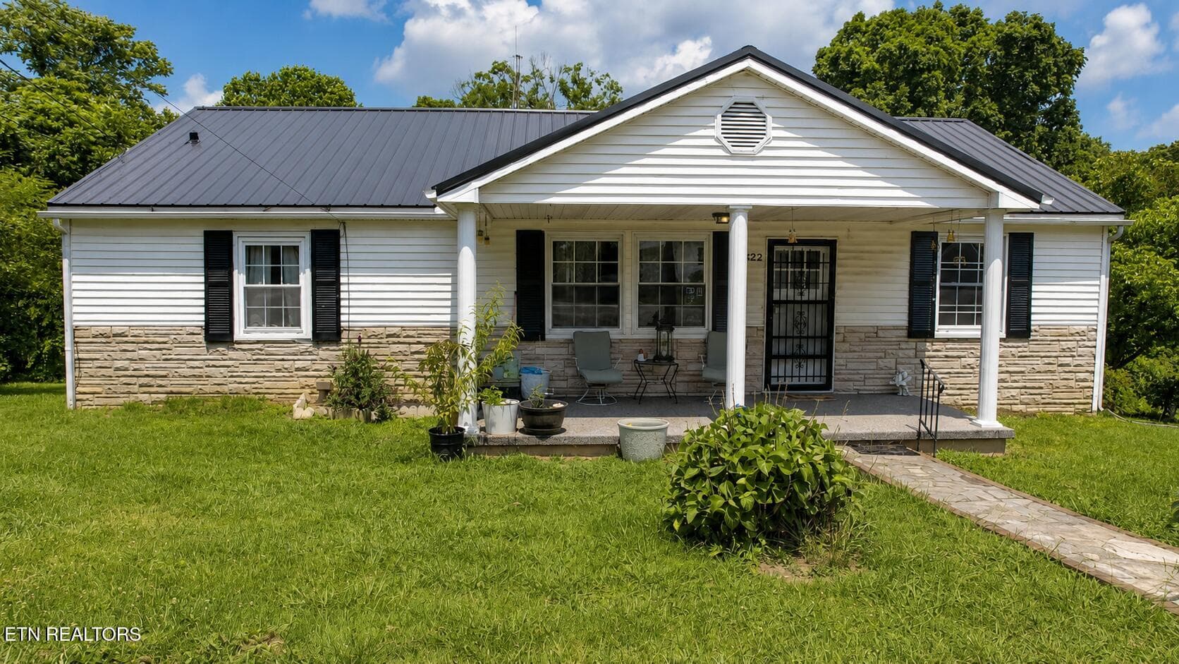 Rose Hill Drive - 822 Rose Hill Drive, LaFollette, TN 37766