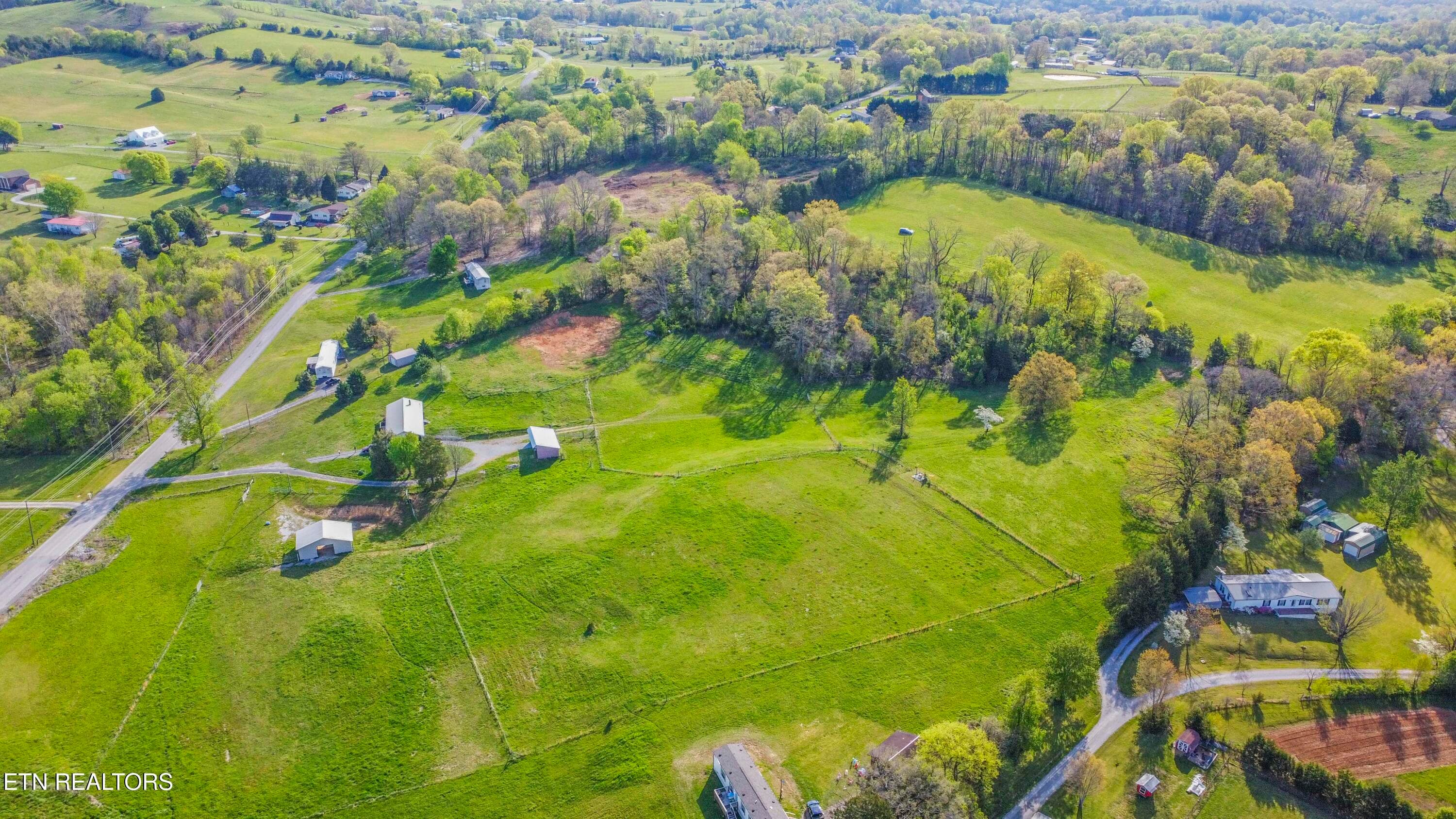 drone 31_1 - 11 Acres Richland Rd, Mascot, TN 37806