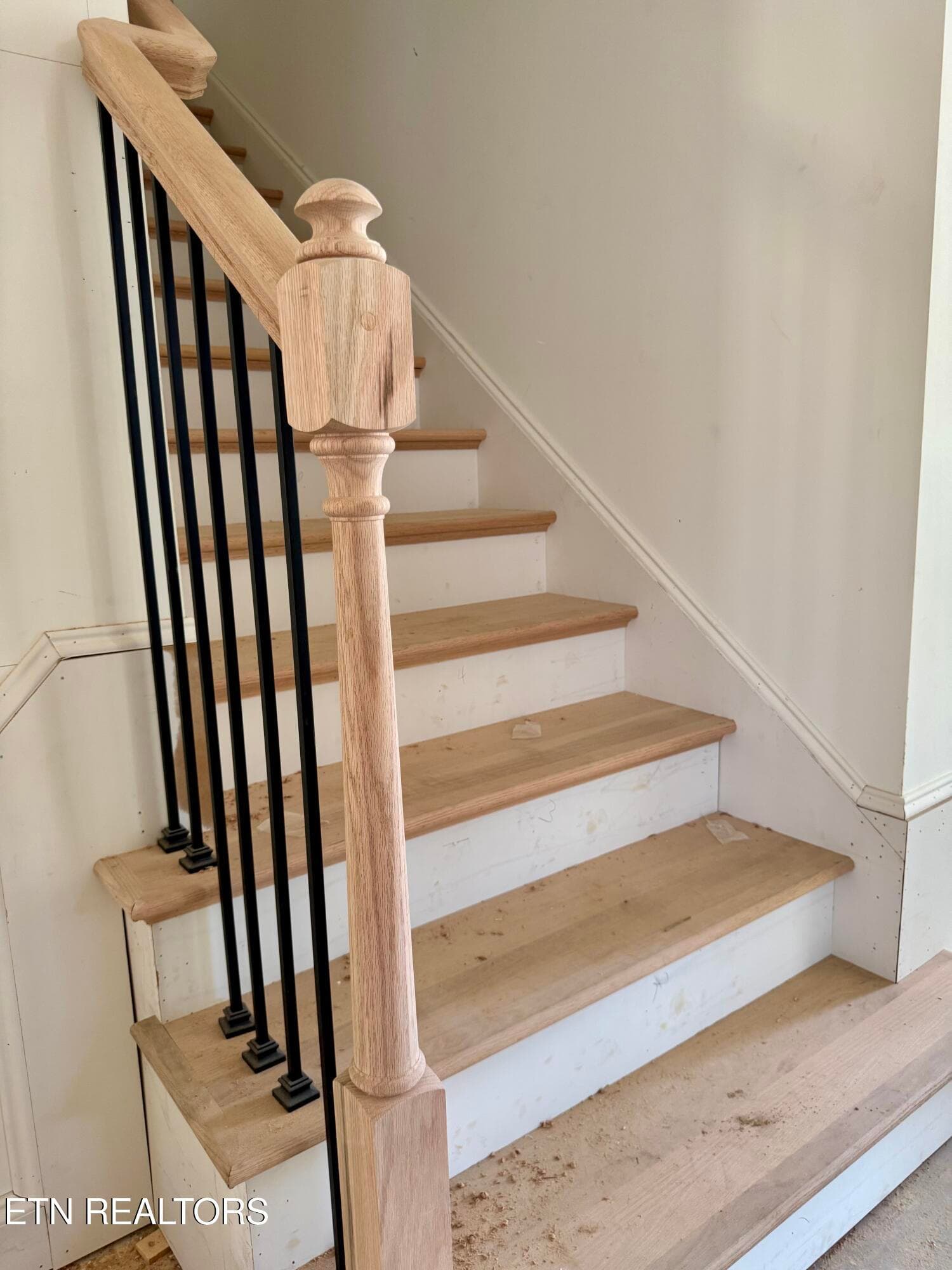 Hardwood Steps to 2nd Floor - 9975 Rio Bravo Lane, Knoxville, TN 37922, Knoxville