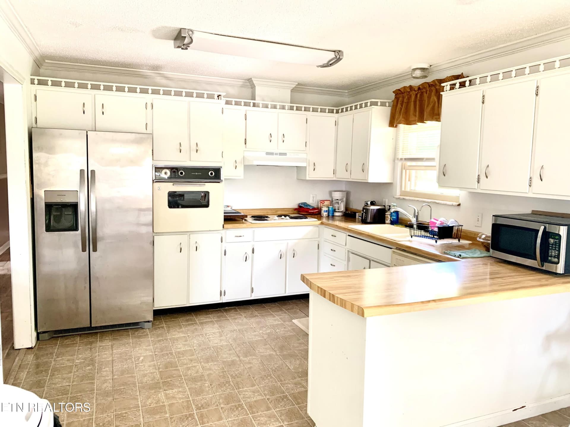 Kitchen - 309 Allison St, New Tazewell, TN 37825