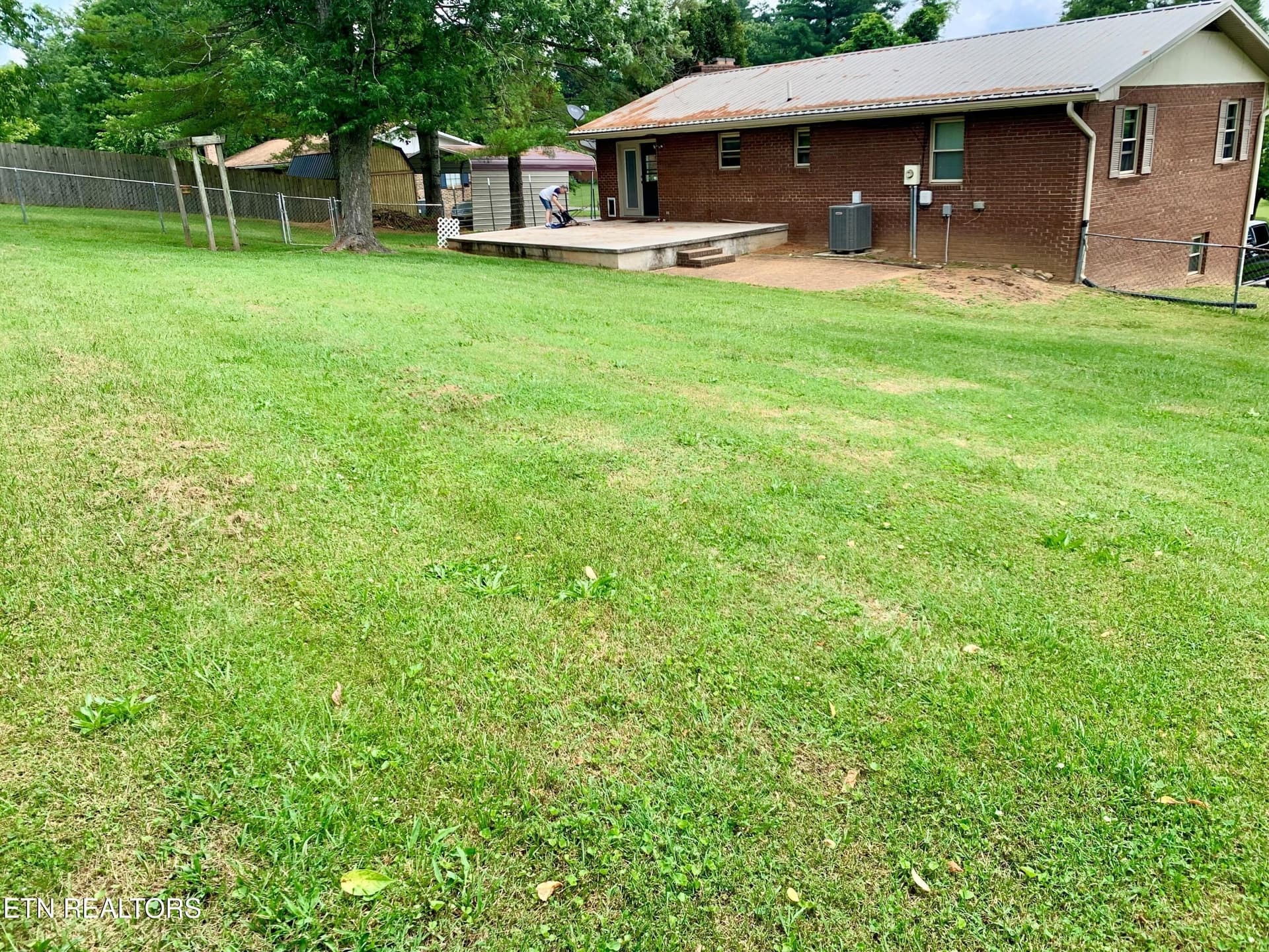 Back Yard - Patio - 309 Allison St, New Tazewell, TN 37825