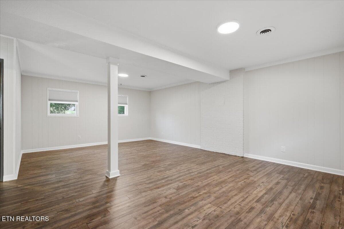 Basement Rec Room - 2018 Swarthmore Lane, Maryville, TN 37804, Maryville