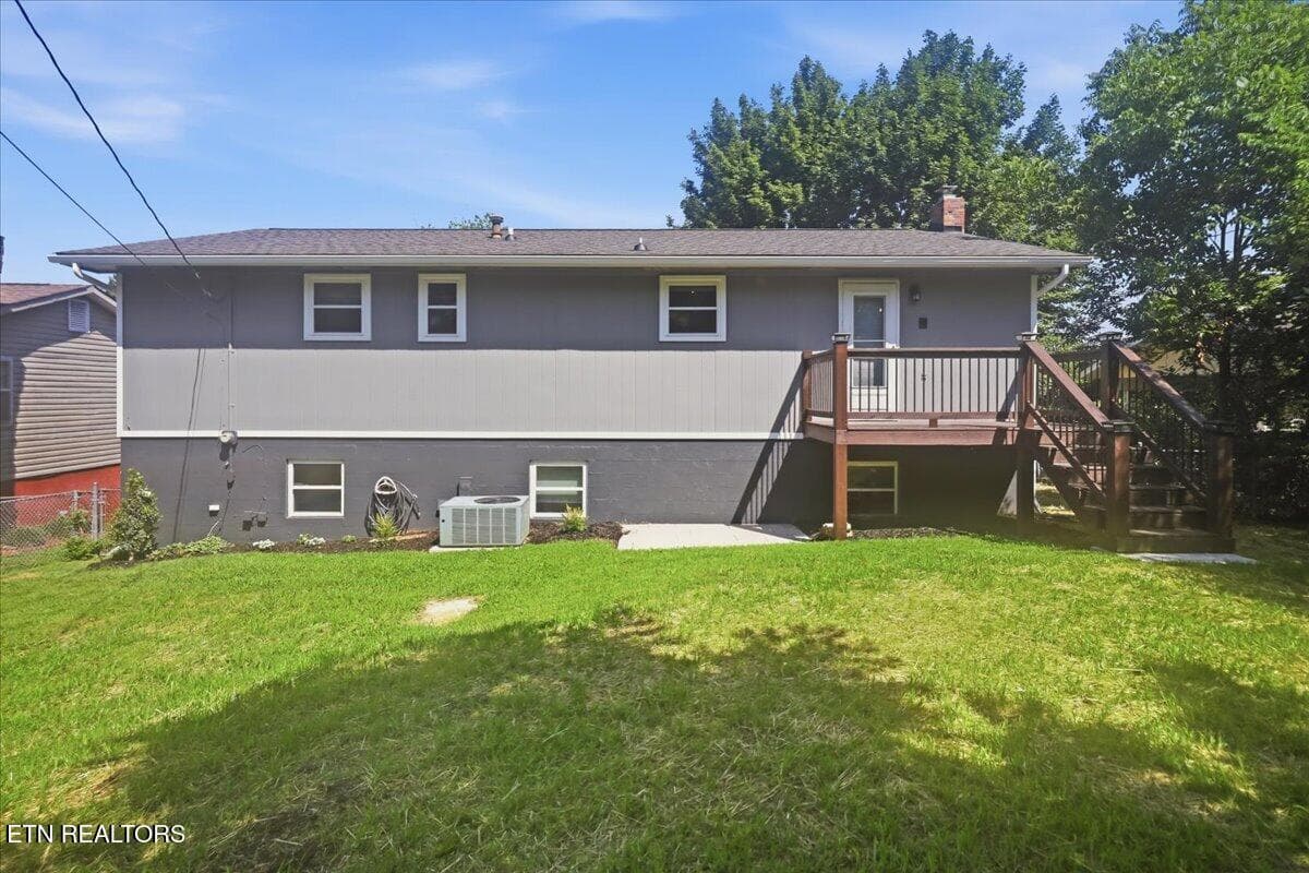 Back Yard - 2018 Swarthmore Lane, Maryville, TN 37804, Maryville
