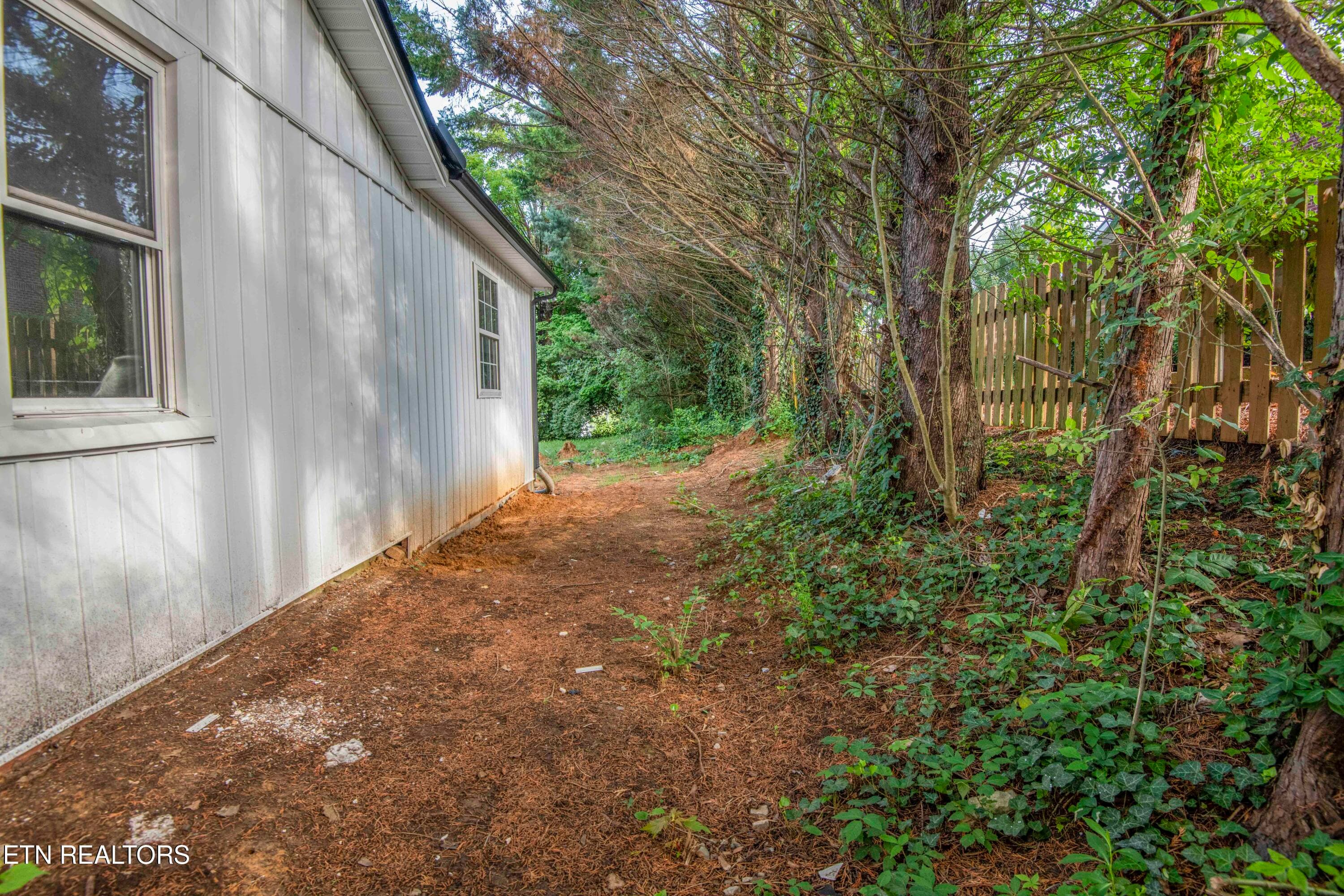 Back Yard - 4730 Rochat Rd, Knoxville, TN 37918