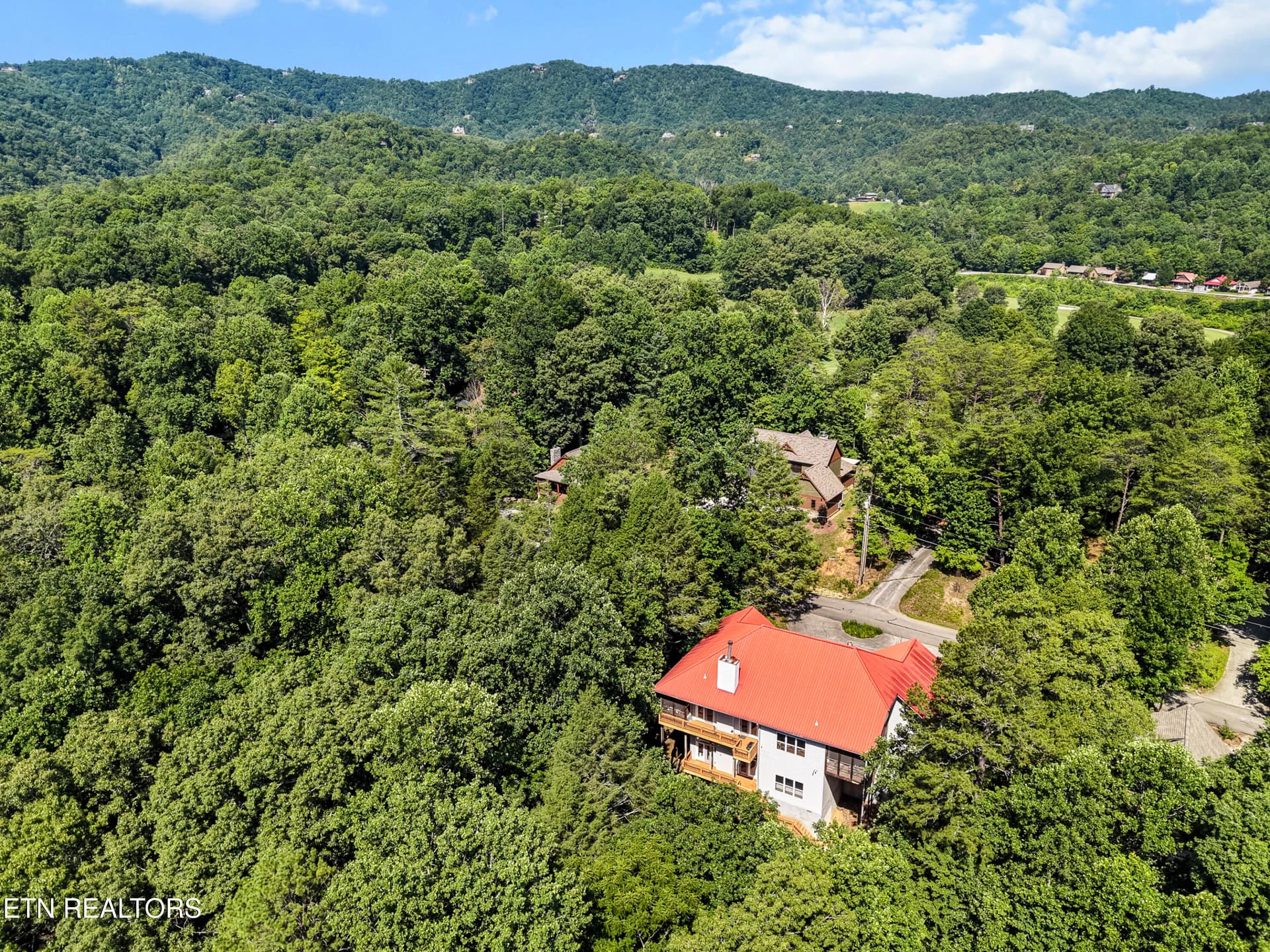 122 Lakeside Trace, Townsend, TN 37882
