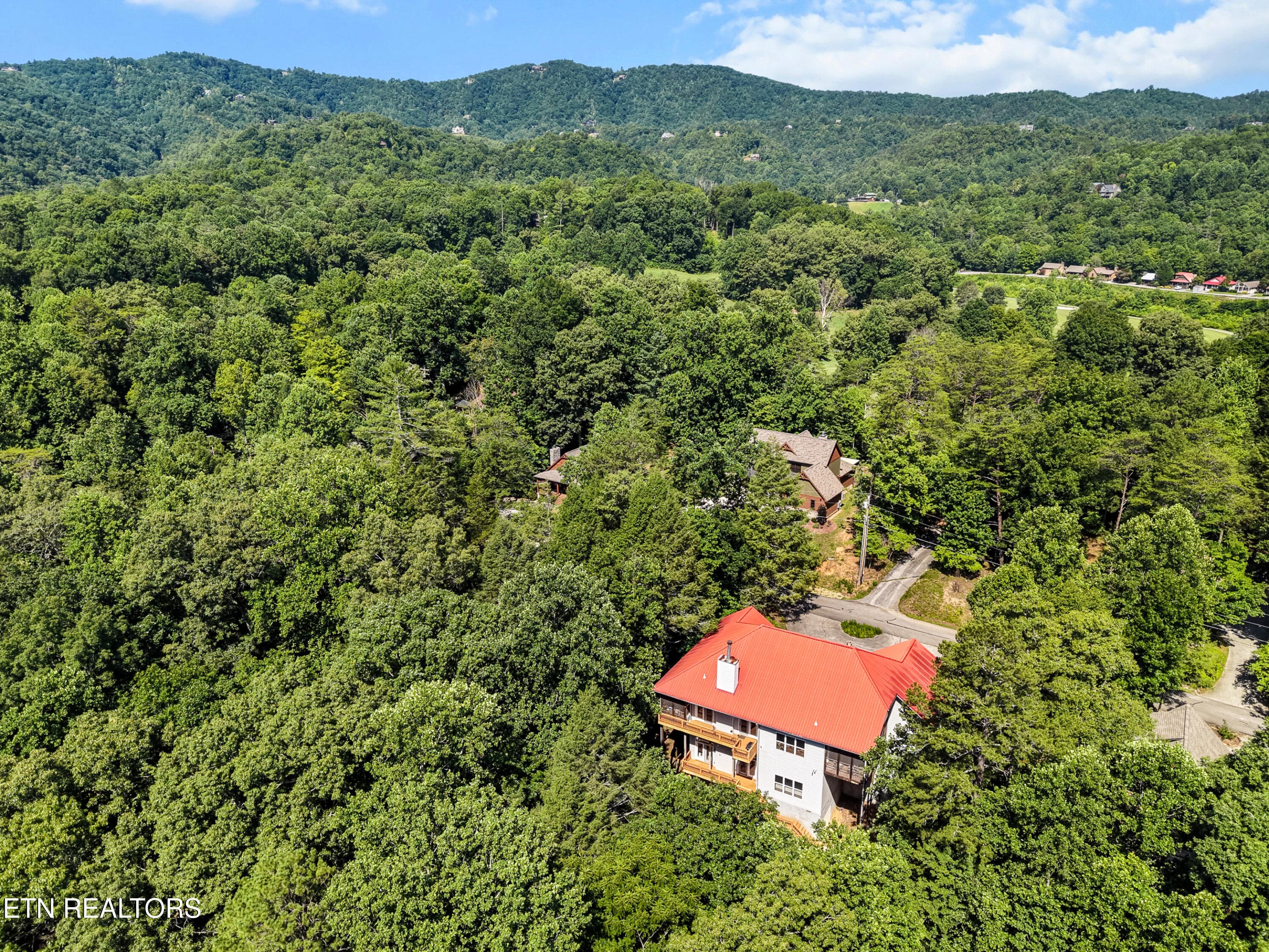 122 Lakeside Trace, Townsend, TN 37882