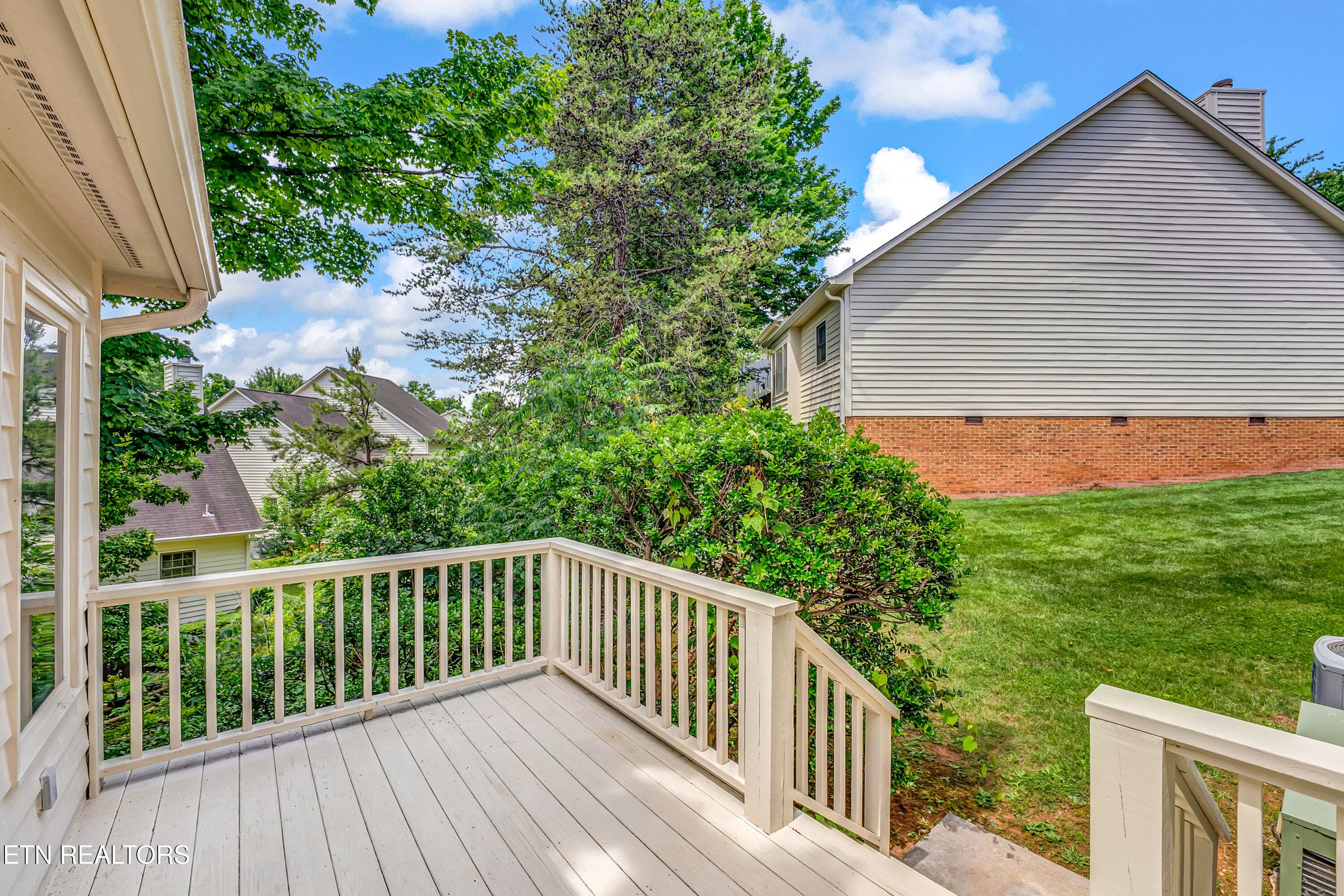 08-Deck A2 - 905 Glennshire Drive, Knoxville, TN 37923, Knoxville