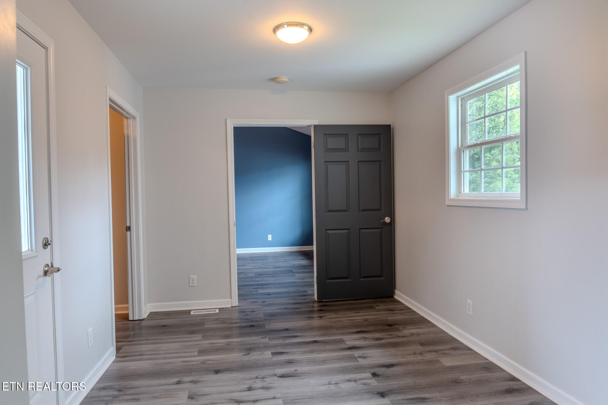 A7V01115-HDR - 1101 Garrison Ridge Blvd, Knoxville, TN 37922