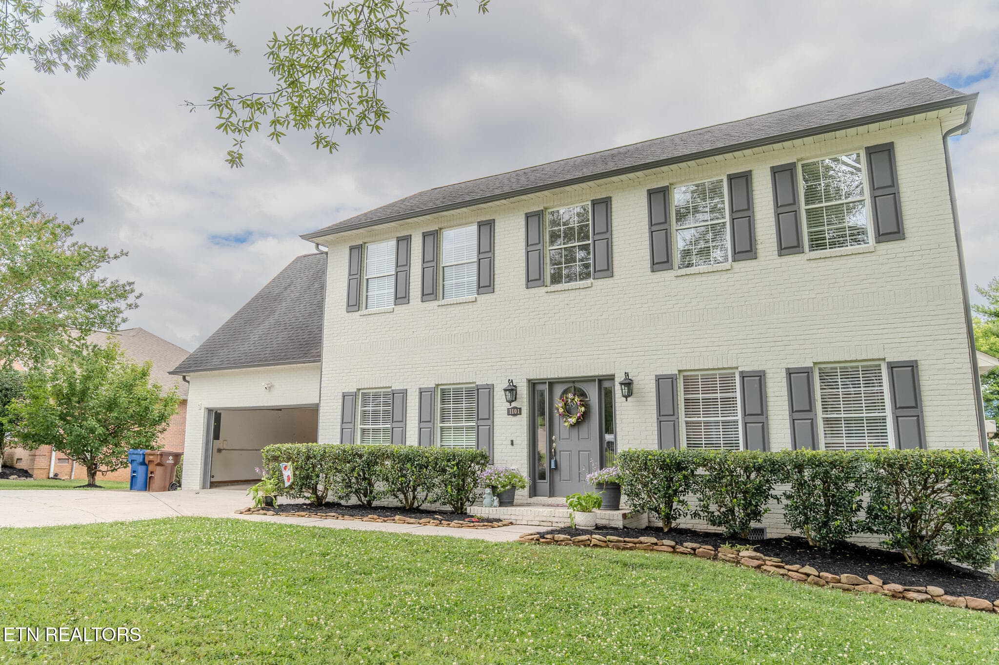 A7V01175-HDR - 1101 Garrison Ridge Blvd, Knoxville, TN 37922