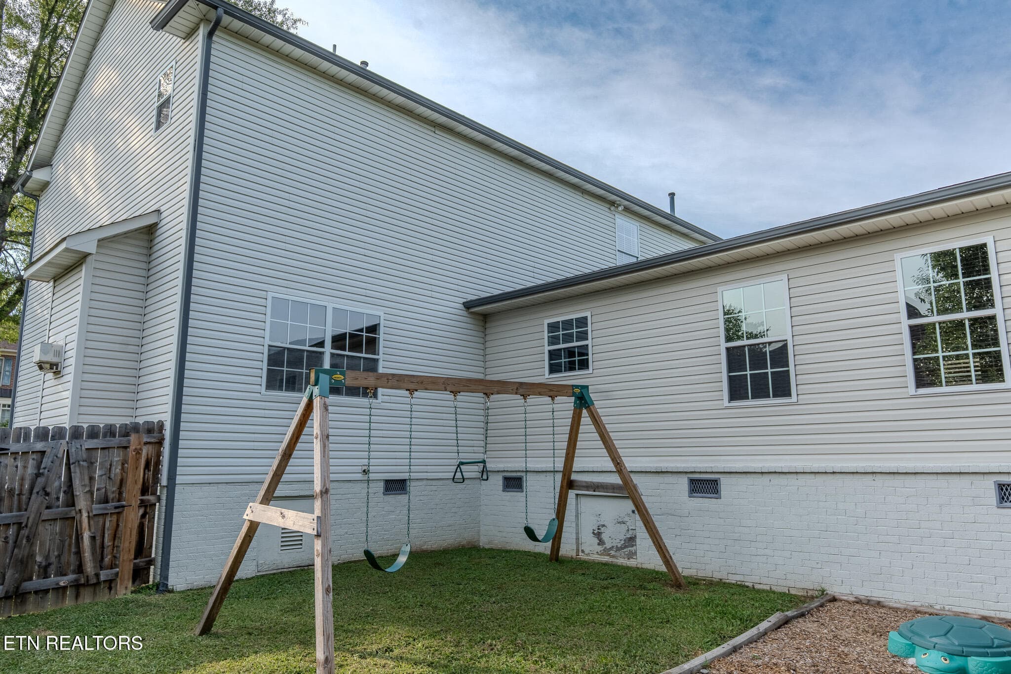 A7V01640-HDR - 1101 Garrison Ridge Blvd, Knoxville, TN 37922