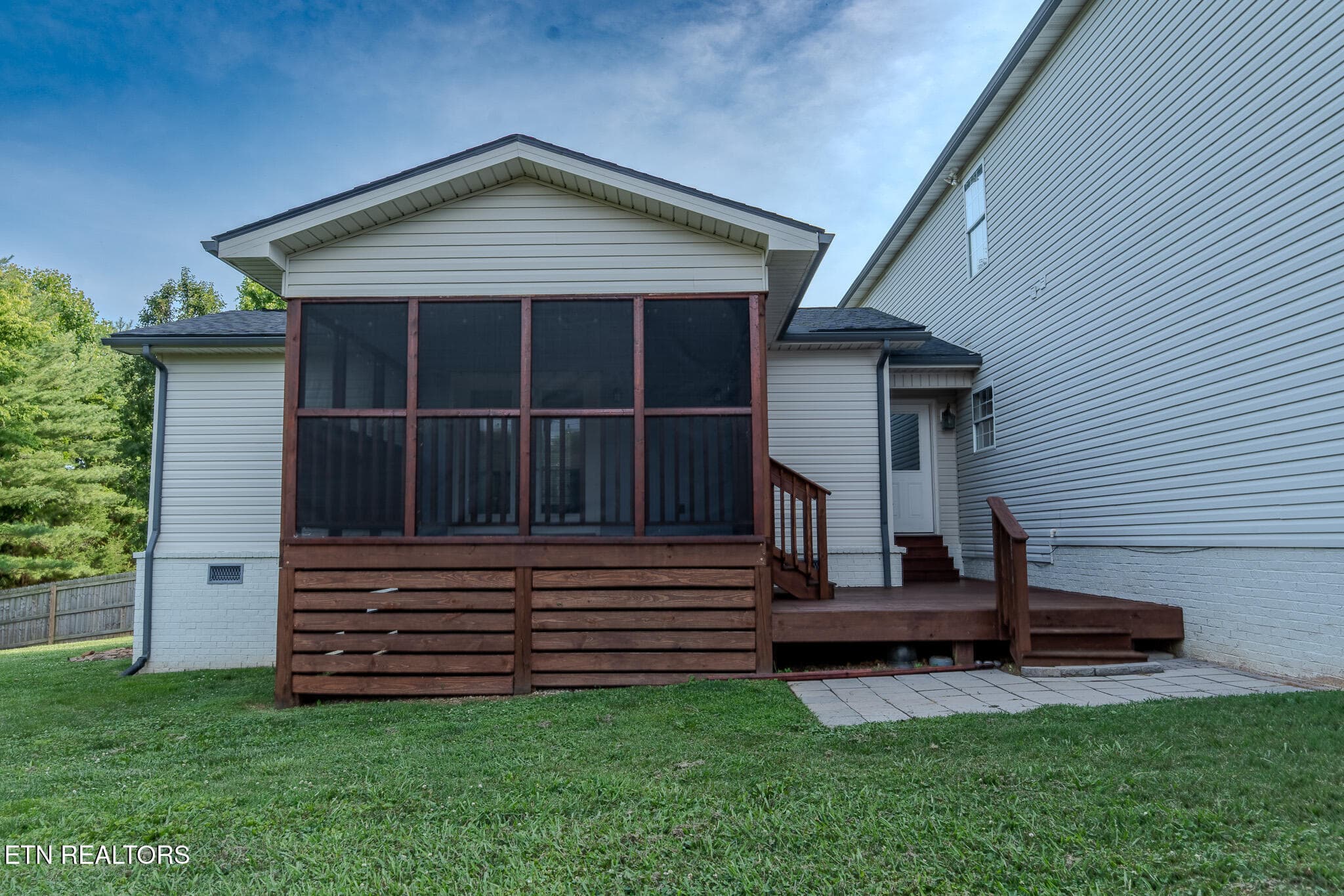 A7V01665-HDR - 1101 Garrison Ridge Blvd, Knoxville, TN 37922