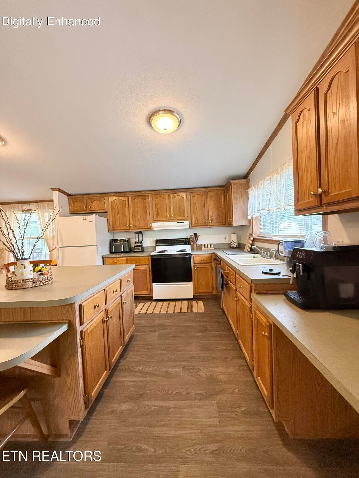 Kitchen - 207 4th St, Corryton, TN 37721, Corryton