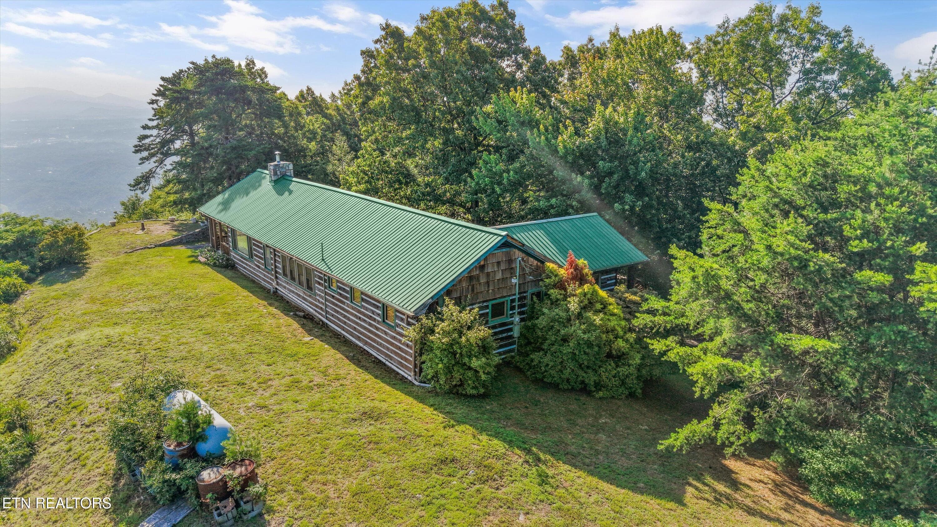 34-2825 TOP ROAD44 - 2825 Top Rd, Sevierville, TN 37876