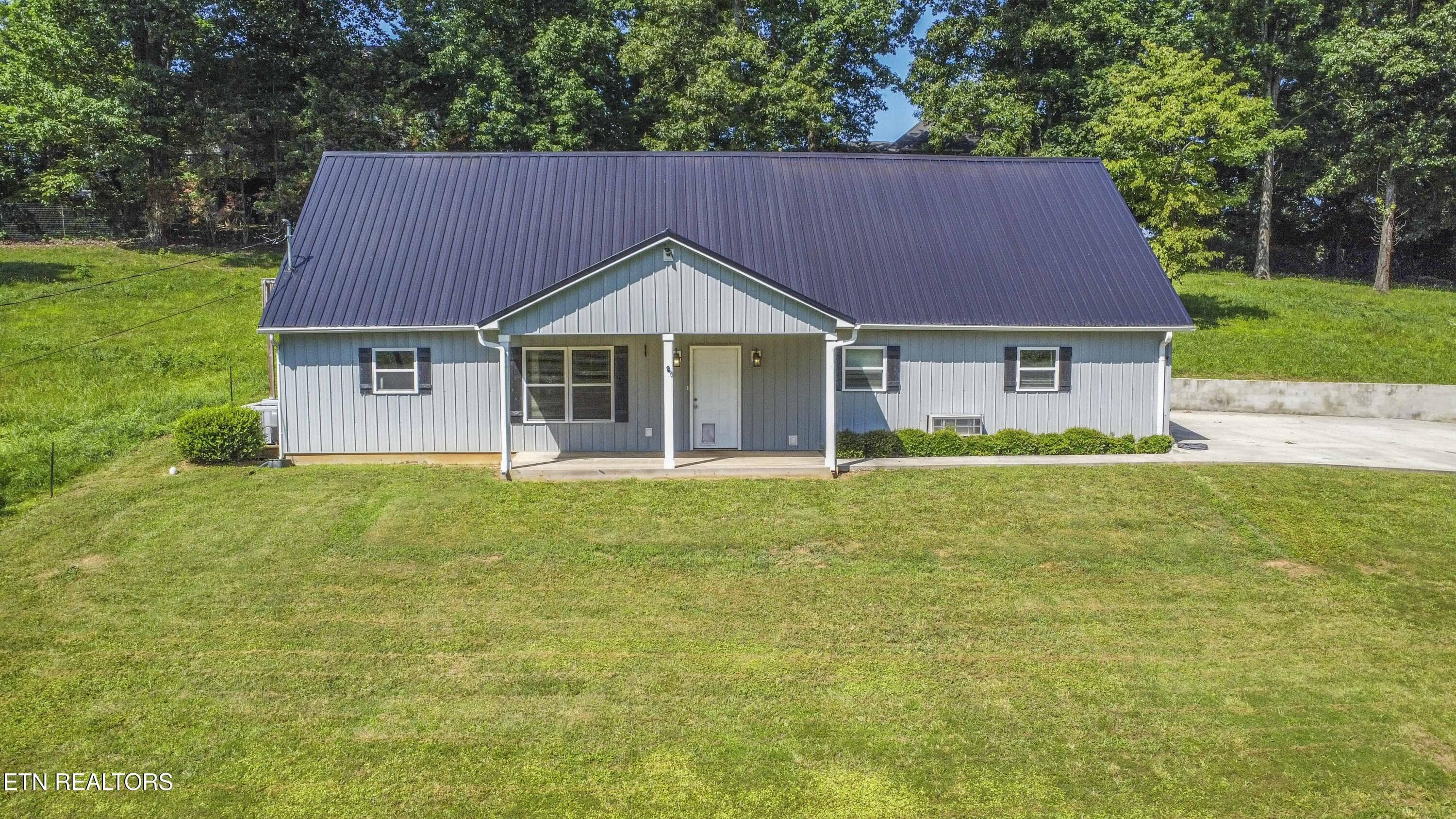 525 Canton Hollow Rd, Knoxville, TN 37934