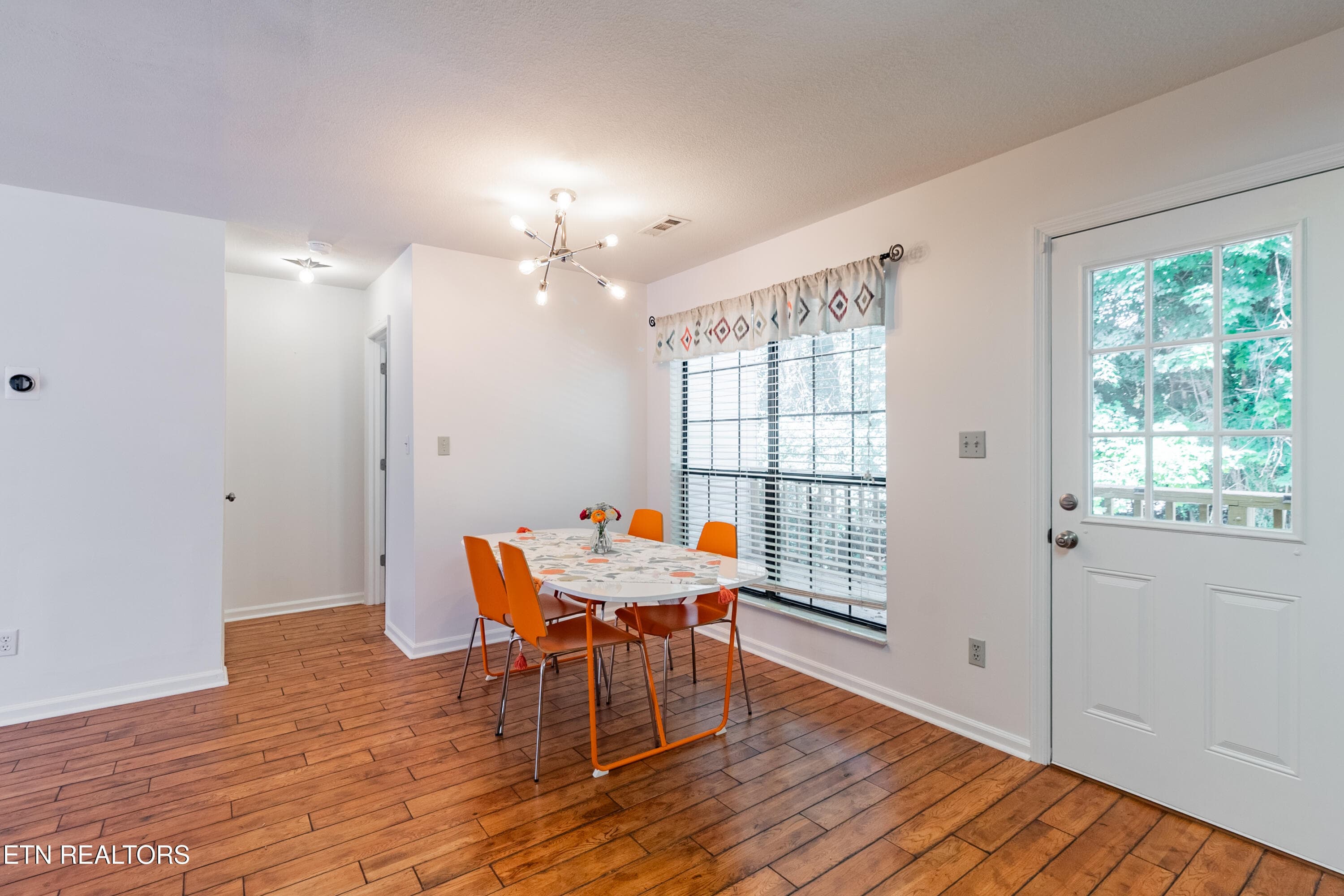 _D5A9444-HDR - 437 S Gallaher View Rd 21, Knoxville, TN 37919, Knoxville