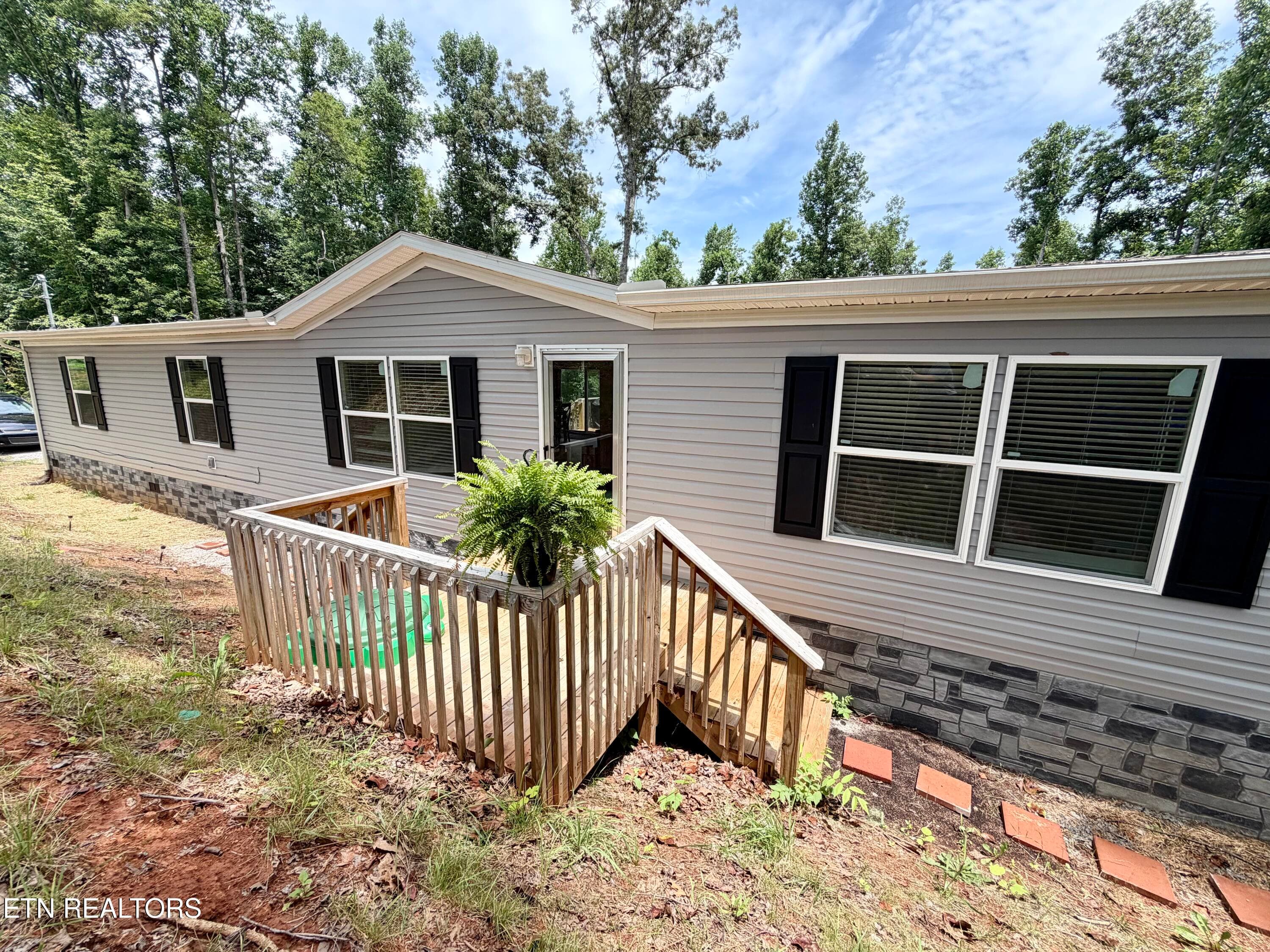 IMG_5853 - 8780 Highland View Rd, Knoxville, TN 37938