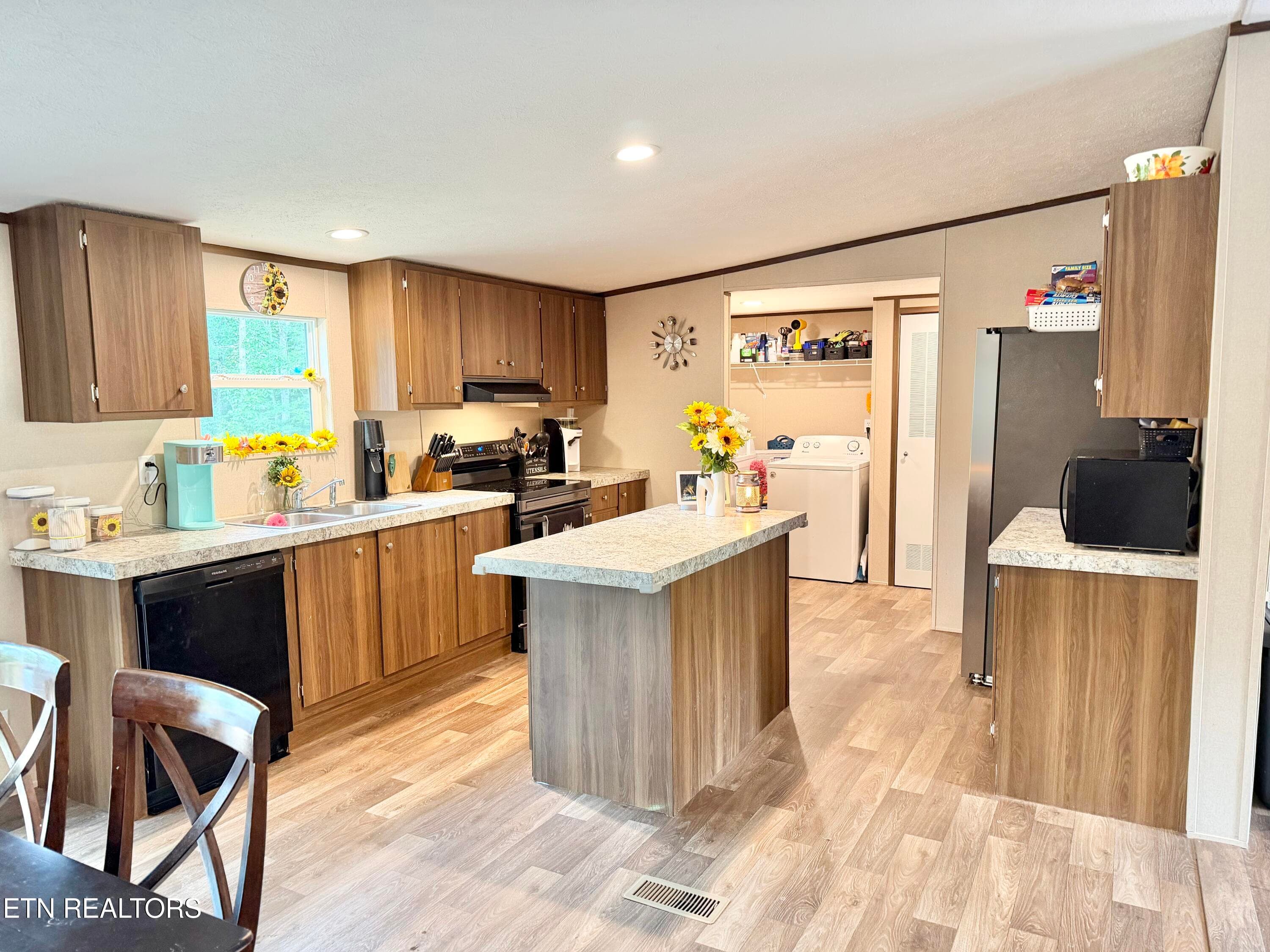 IMG_4951 - 8780 Highland View Rd, Knoxville, TN 37938