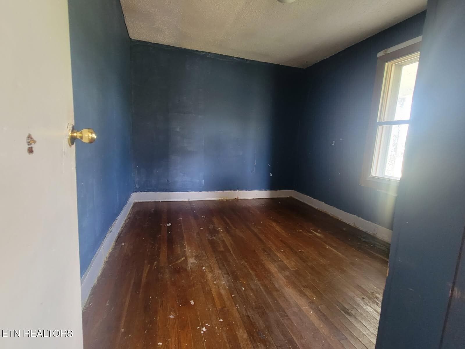 1 - 942 Mount View Rd, Robbins, TN 37852