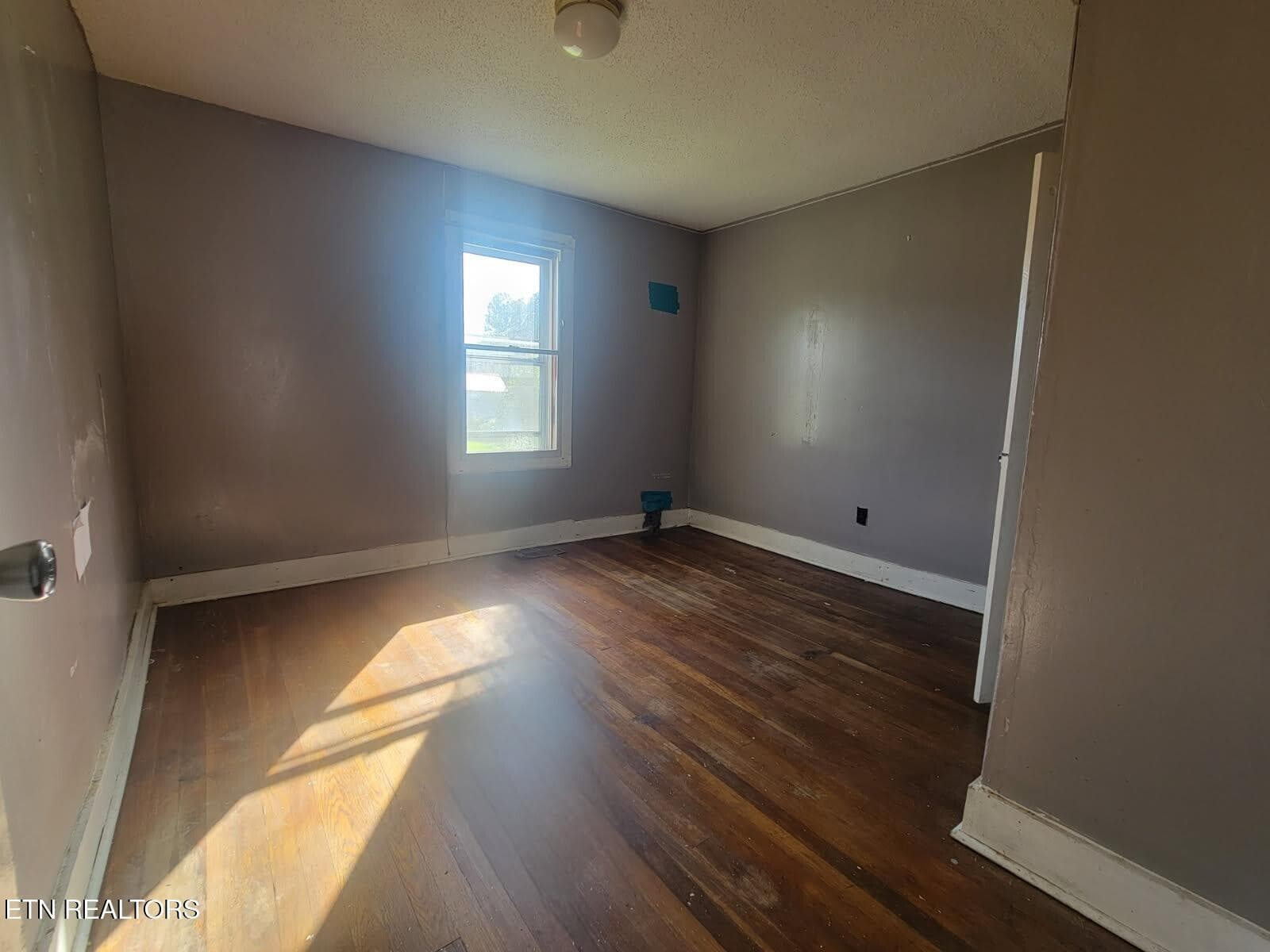 2 - 942 Mount View Rd, Robbins, TN 37852