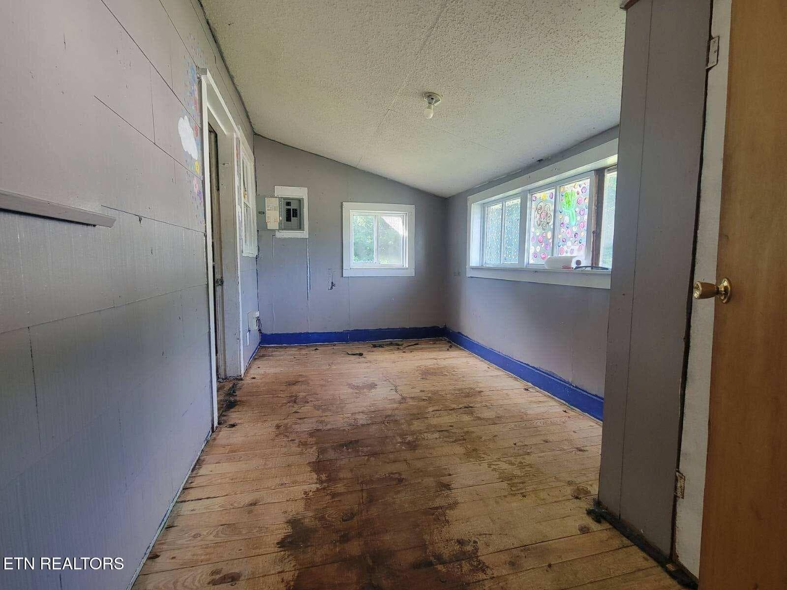4 - 942 Mount View Rd, Robbins, TN 37852