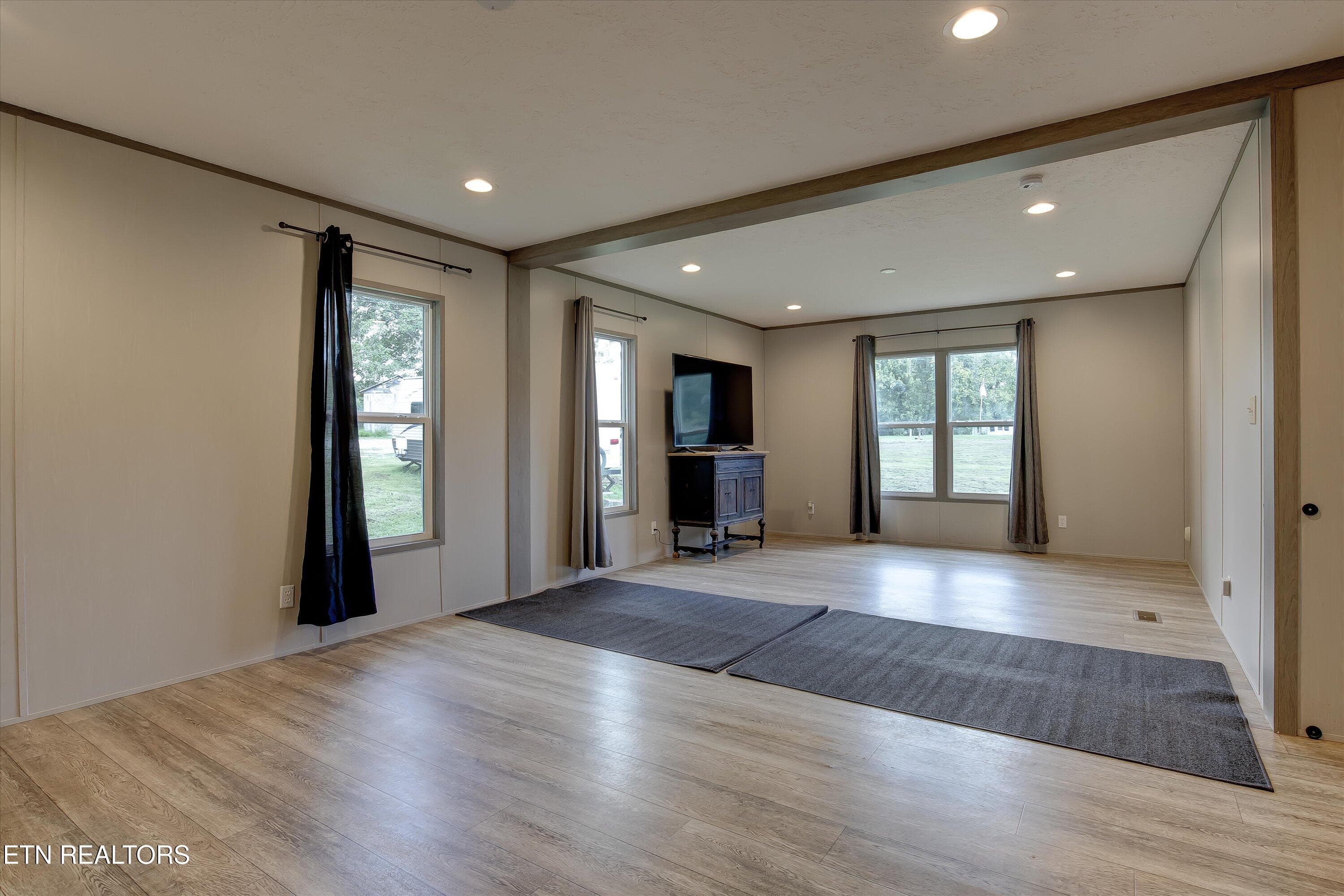 14-246 Nydeck Rd-14 - 246 Nydeck Rd, Robbins, TN 37852