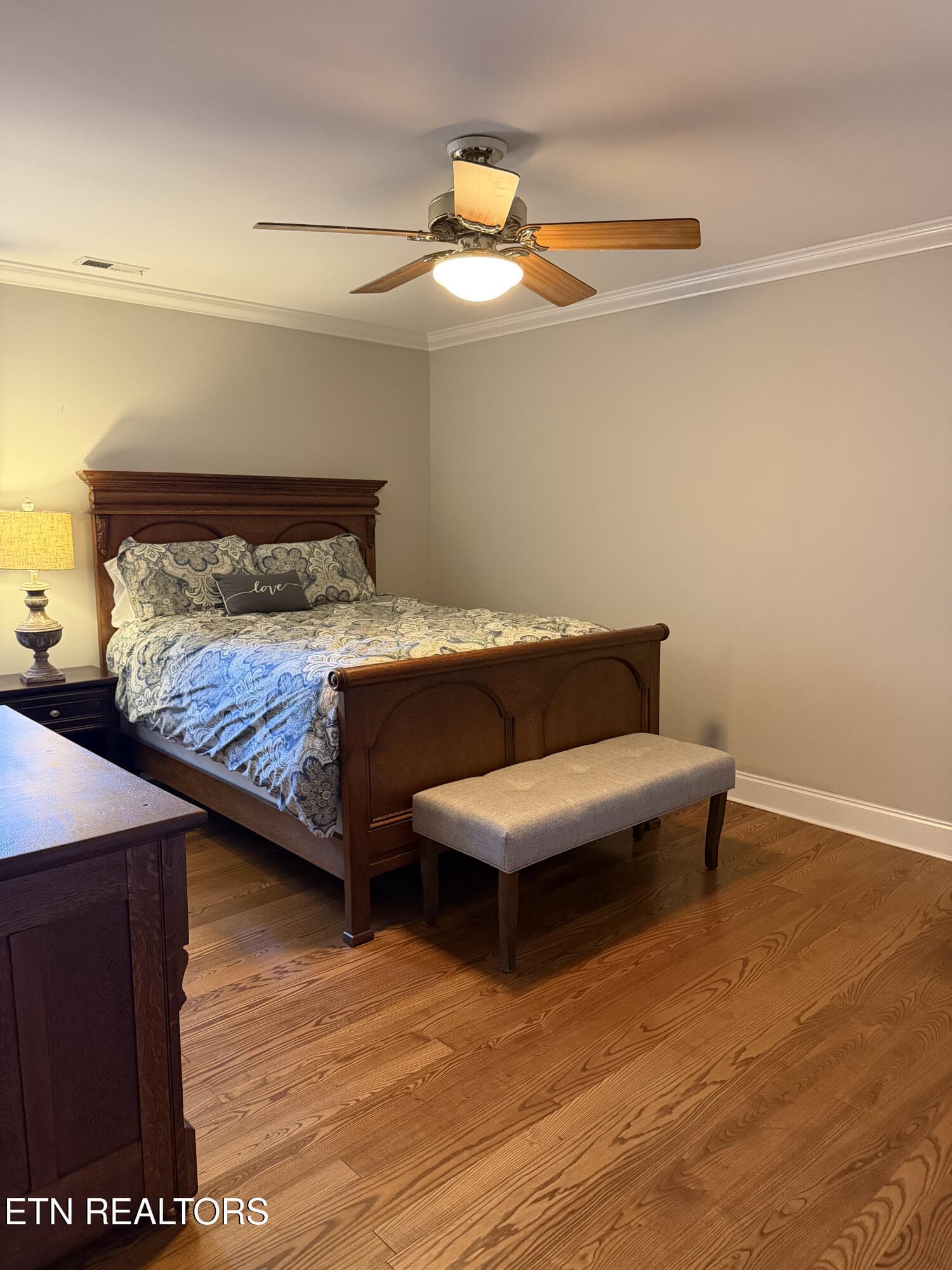 14) 73661-6a417bc62327e - 34 Whitehall, Bristol, TN 37620